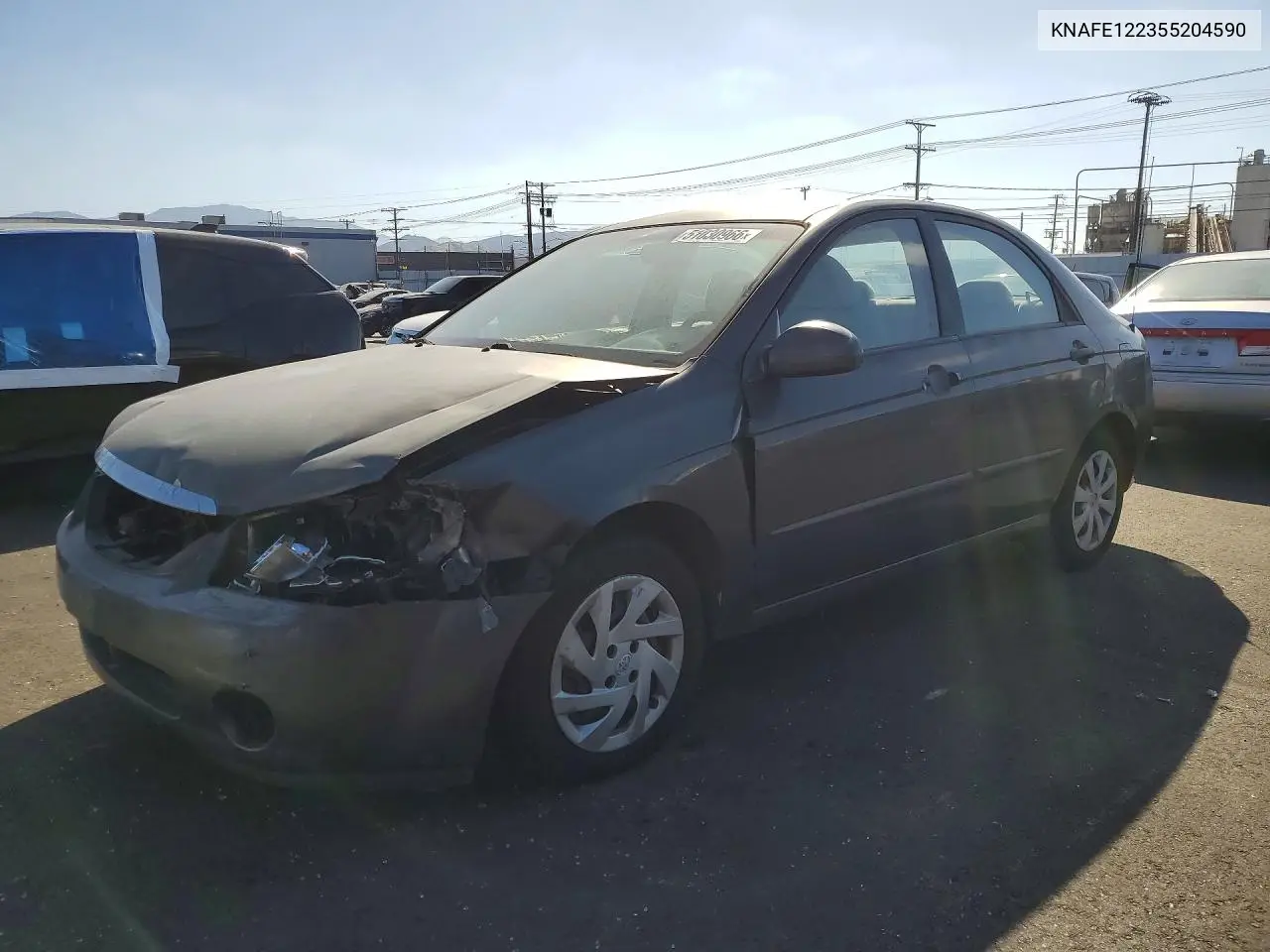 2005 Kia Spectra VIN: KNAFE122355204590 Lot: 51030966