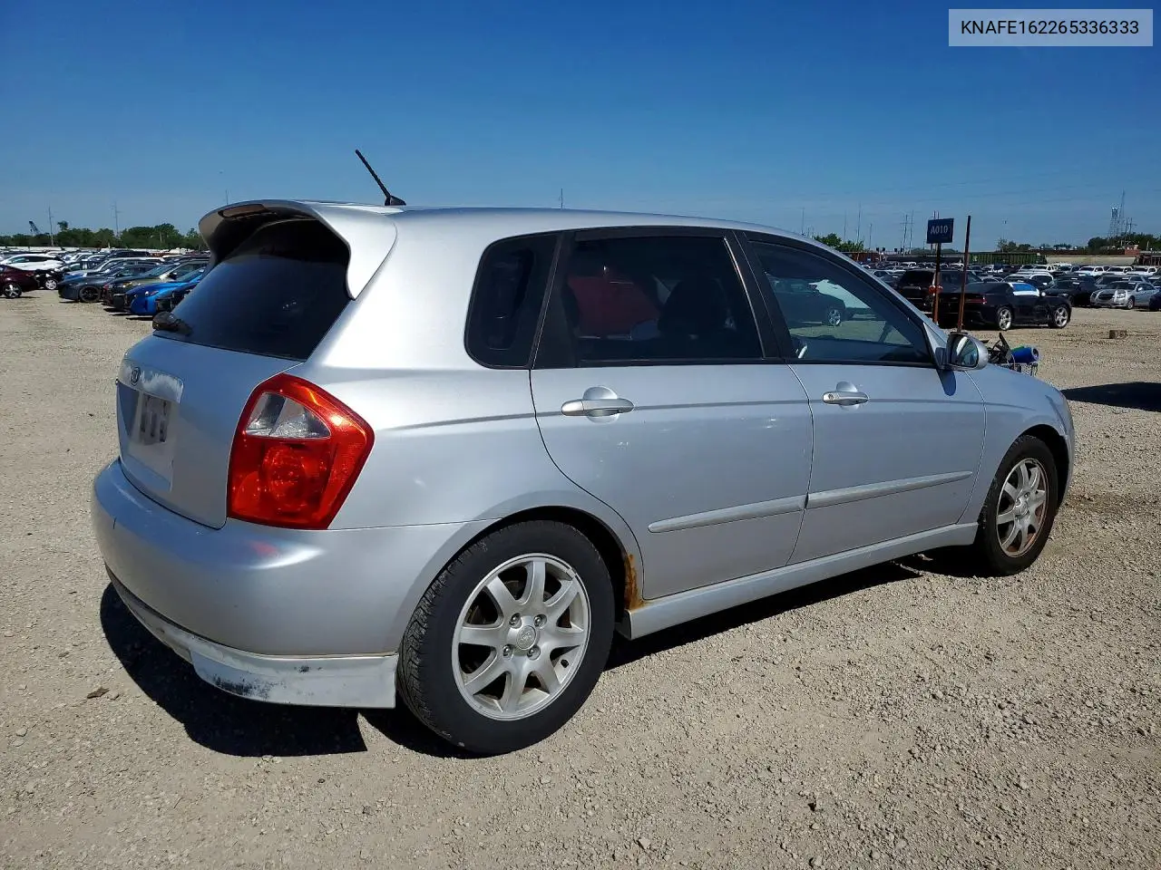 2006 Kia Spectra Spectra5 VIN: KNAFE162265336333 Lot: 54428056