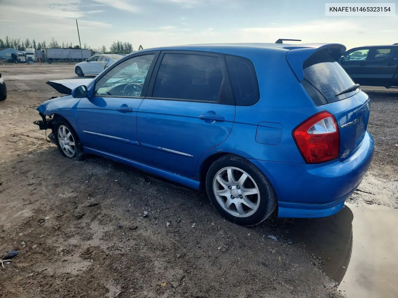 2006 Kia Spectra Spectra5 VIN: KNAFE161465323154 Lot: 58881236