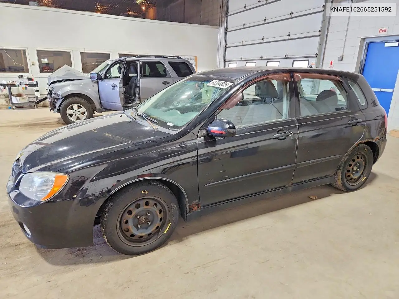2006 Kia Spectra Spectra5 VIN: KNAFE162665251592 Lot: 61384886