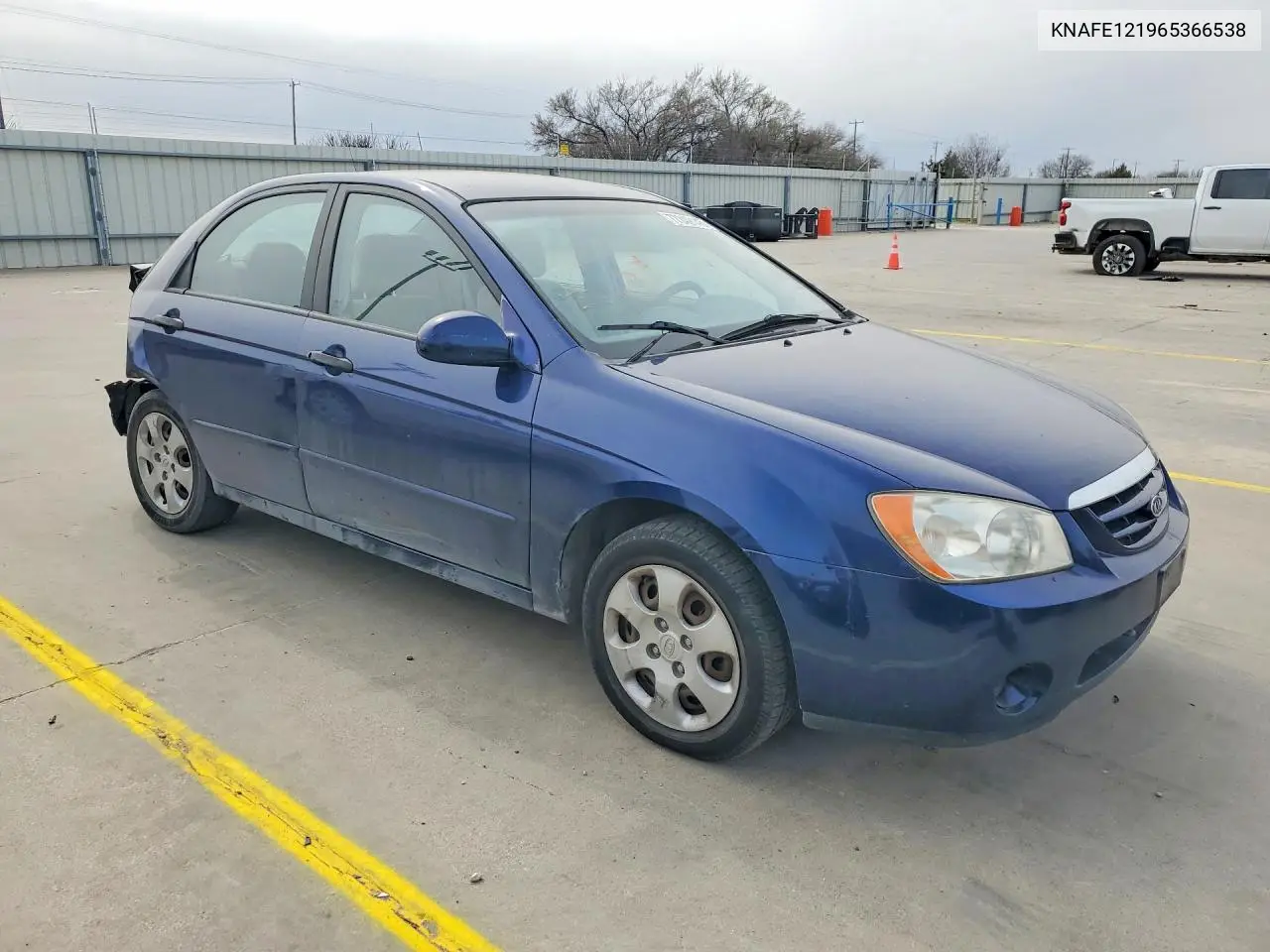 2006 Kia Spectra Lx VIN: KNAFE121965366538 Lot: 77349145