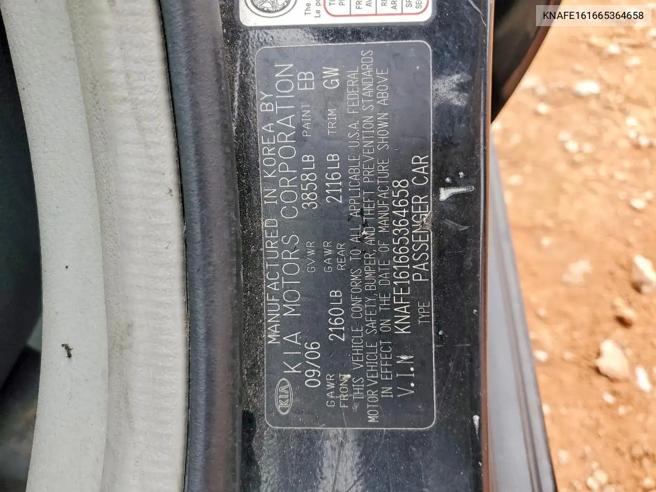 2006 Kia Spectra Spectra5 VIN: KNAFE161665364658 Lot: 79610895