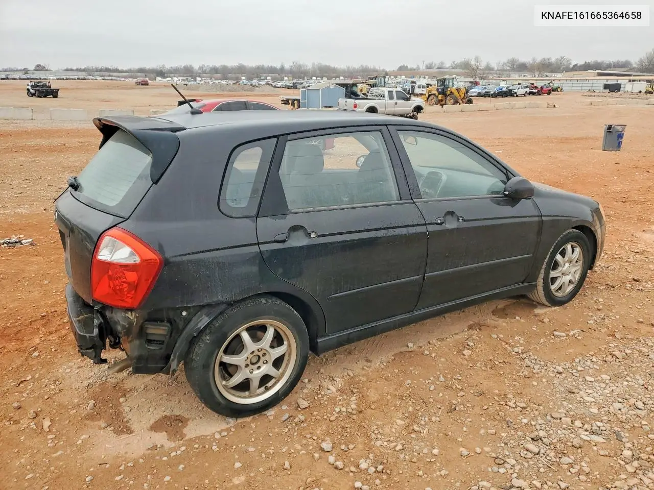 2006 Kia Spectra Spectra5 VIN: KNAFE161665364658 Lot: 79610895