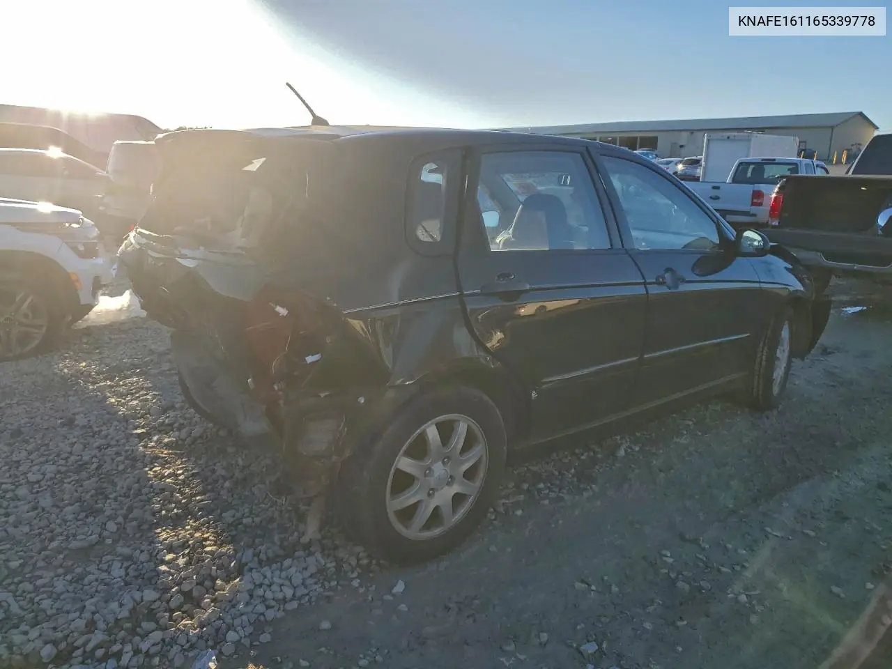 2006 Kia Spectra5 VIN: KNAFE161165339778 Lot: 94552385