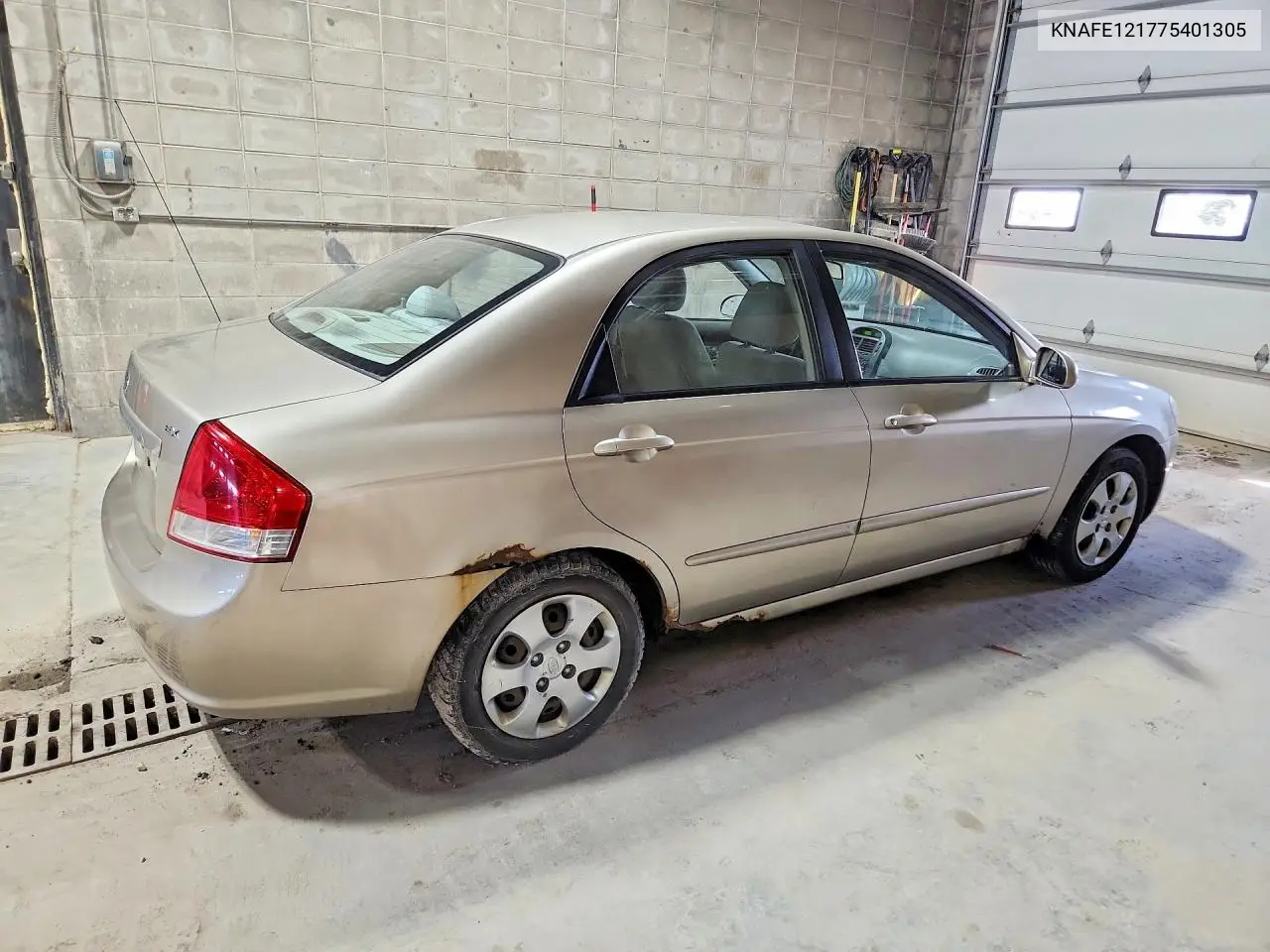 2007 Kia Spectra Lx VIN: KNAFE121775401305 Lot: 51779686