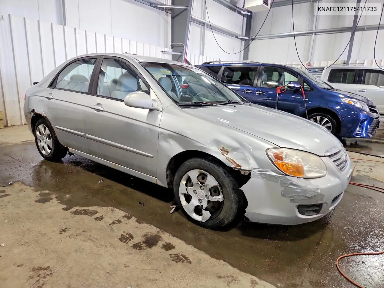 2007 Kia Spectra Lx VIN: KNAFE121175411733 Lot: 77312125
