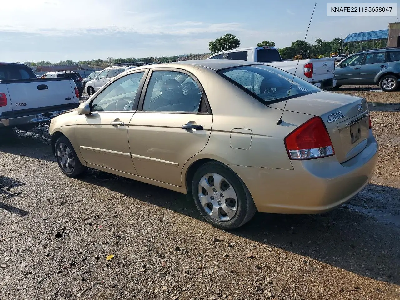 2009 Kia Spectra Lx VIN: KNAFE221195658047 Lot: 60092656