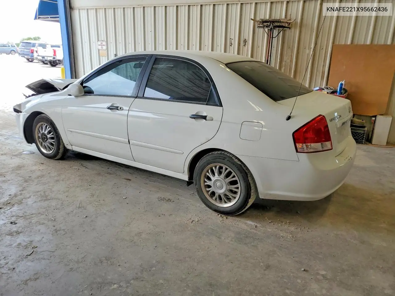2009 Kia Spectra Lx VIN: KNAFE221X95662436 Lot: 62321066