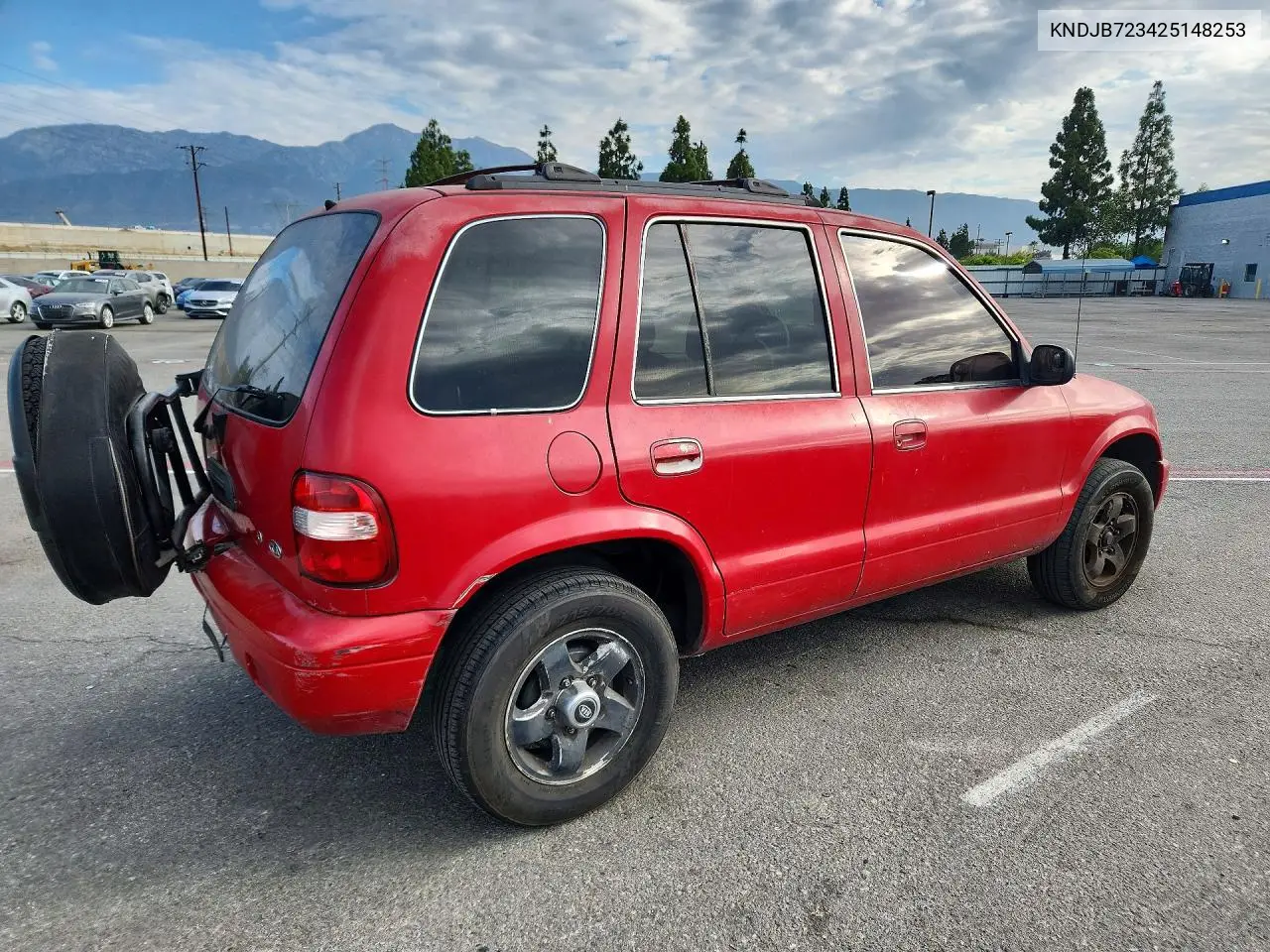 2002 Kia Sportage Base VIN: KNDJB723425148253 Lot: 61912236