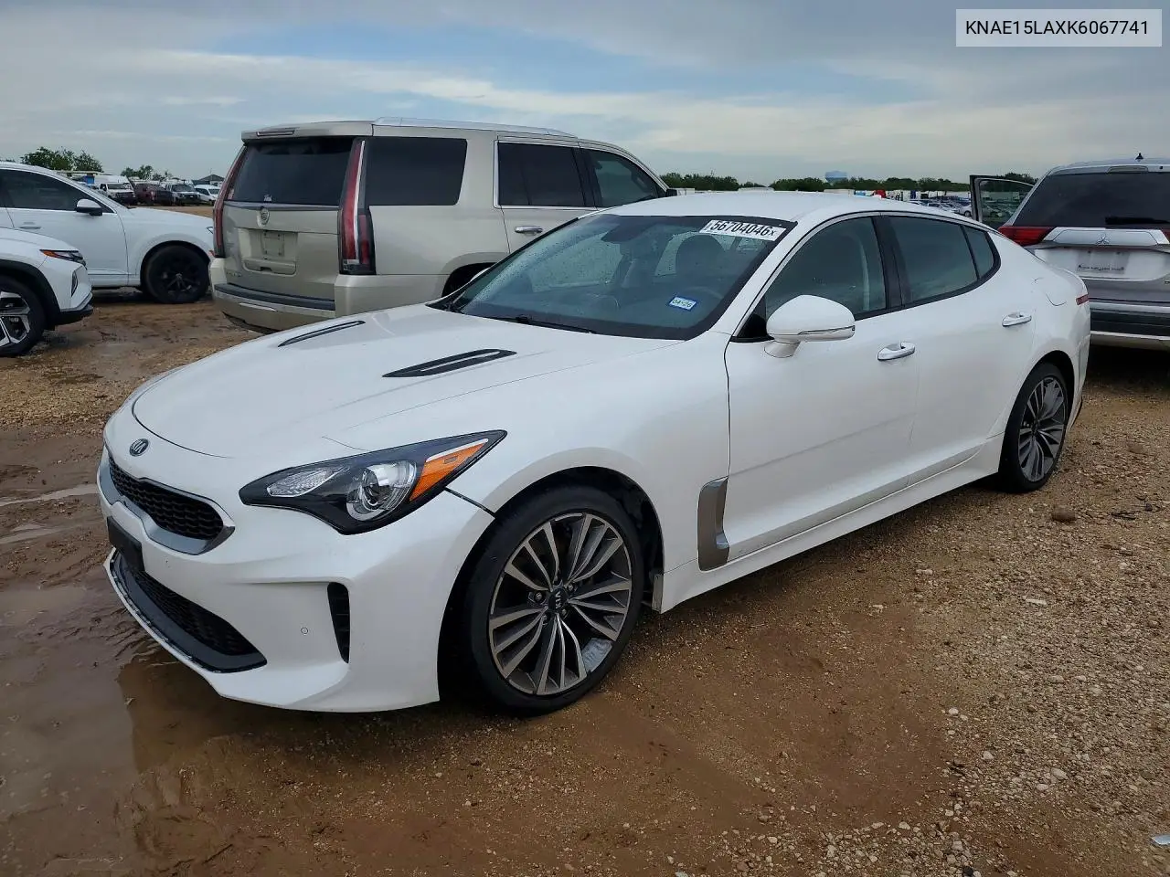 2019 Kia Stinger Base VIN: KNAE15LAXK6067741 Lot: 56704046