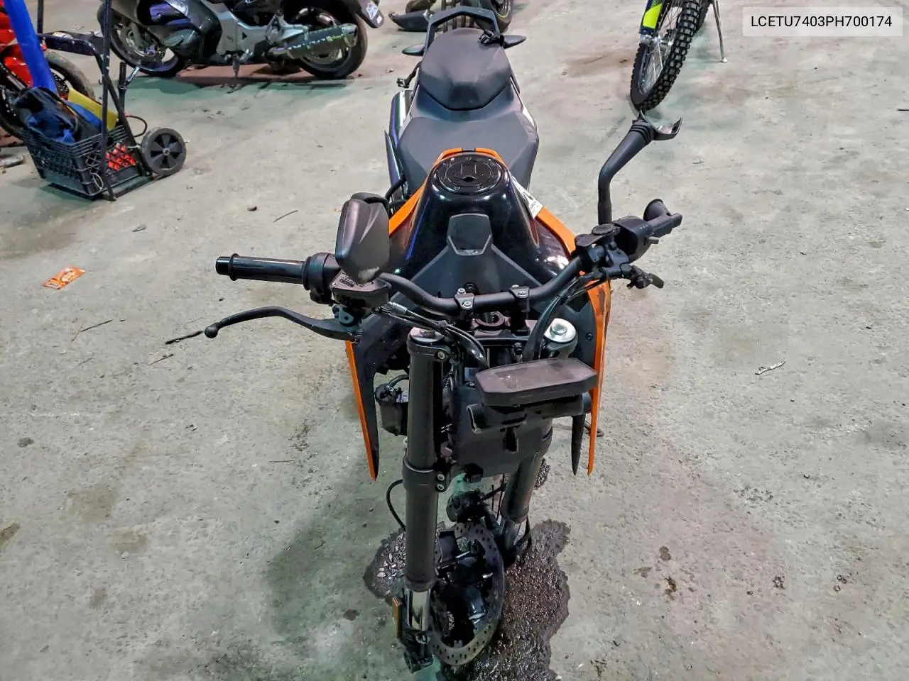 2023 Ktm 790 Duke VIN: LCETU7403PH700174 Lot: 95720825