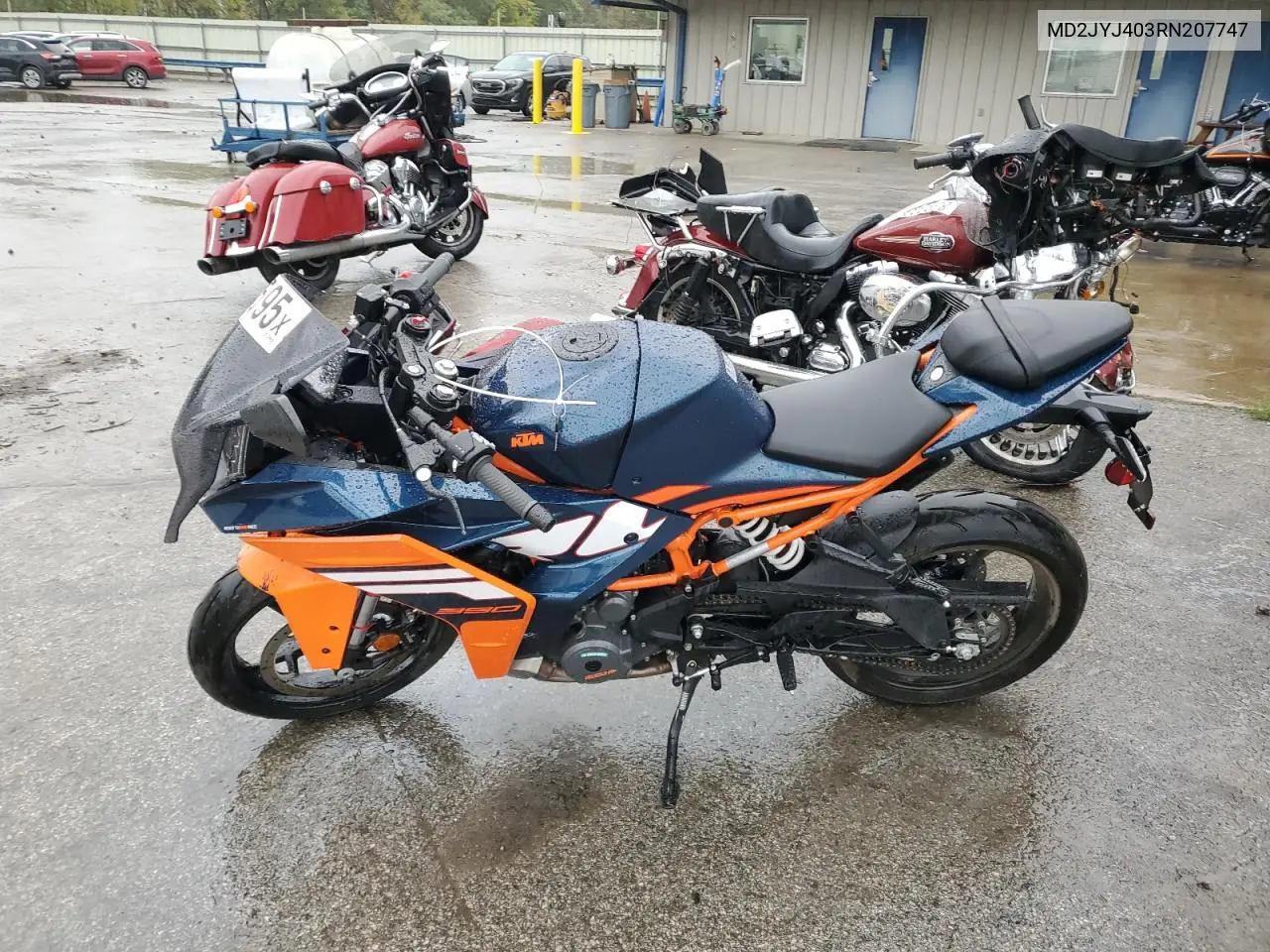 2024 Ktm 390 Rc VIN: MD2JYJ403RN207747 Lot: 81452595