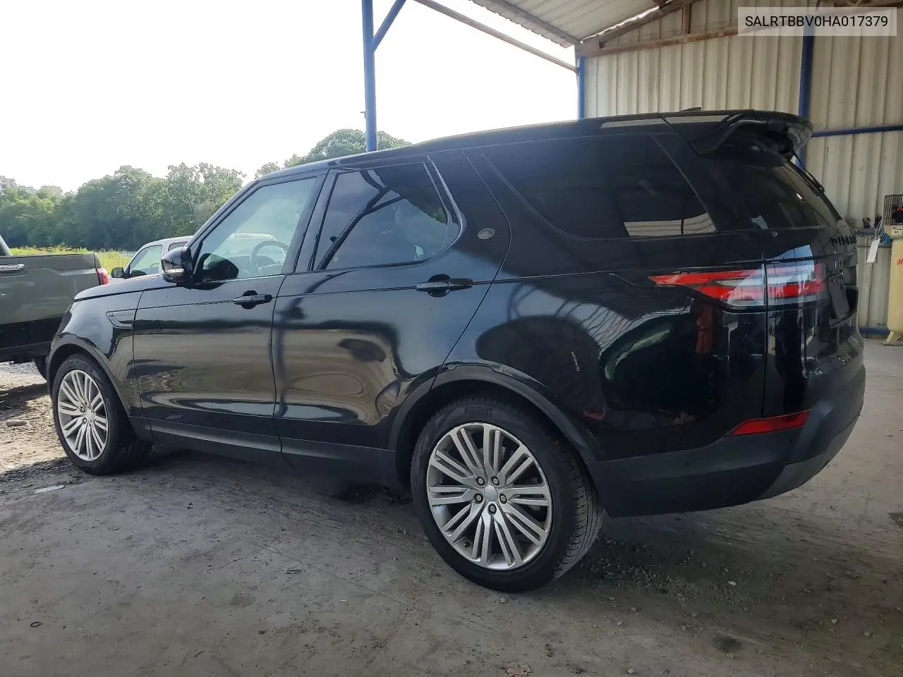 2017 Land Rover Discovery First Edition VIN: SALRTBBV0HA017379 Lot: 58697986