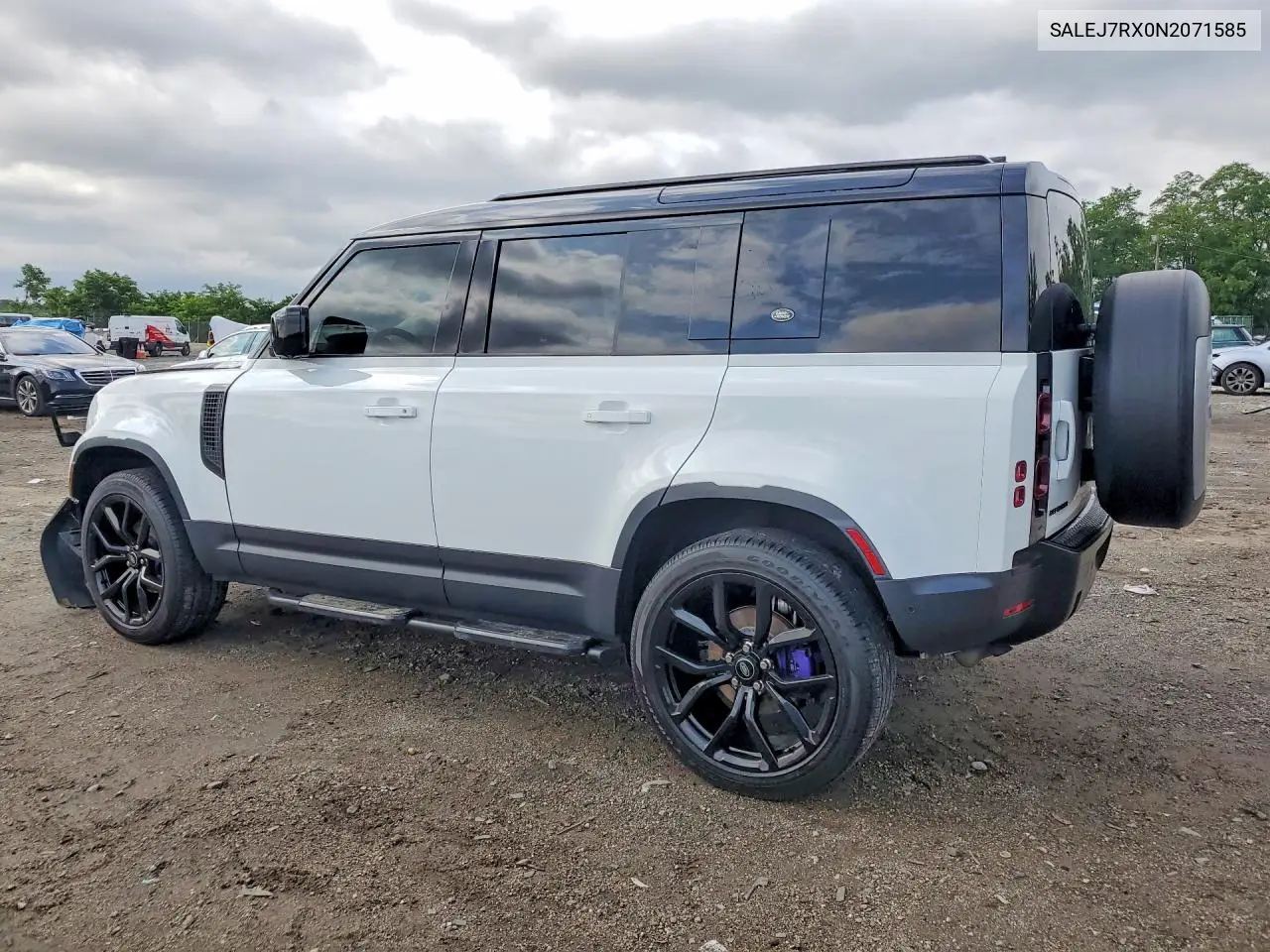 2022 Land Rover Defender 110 S VIN: SALEJ7RX0N2071585 Lot: 60301846
