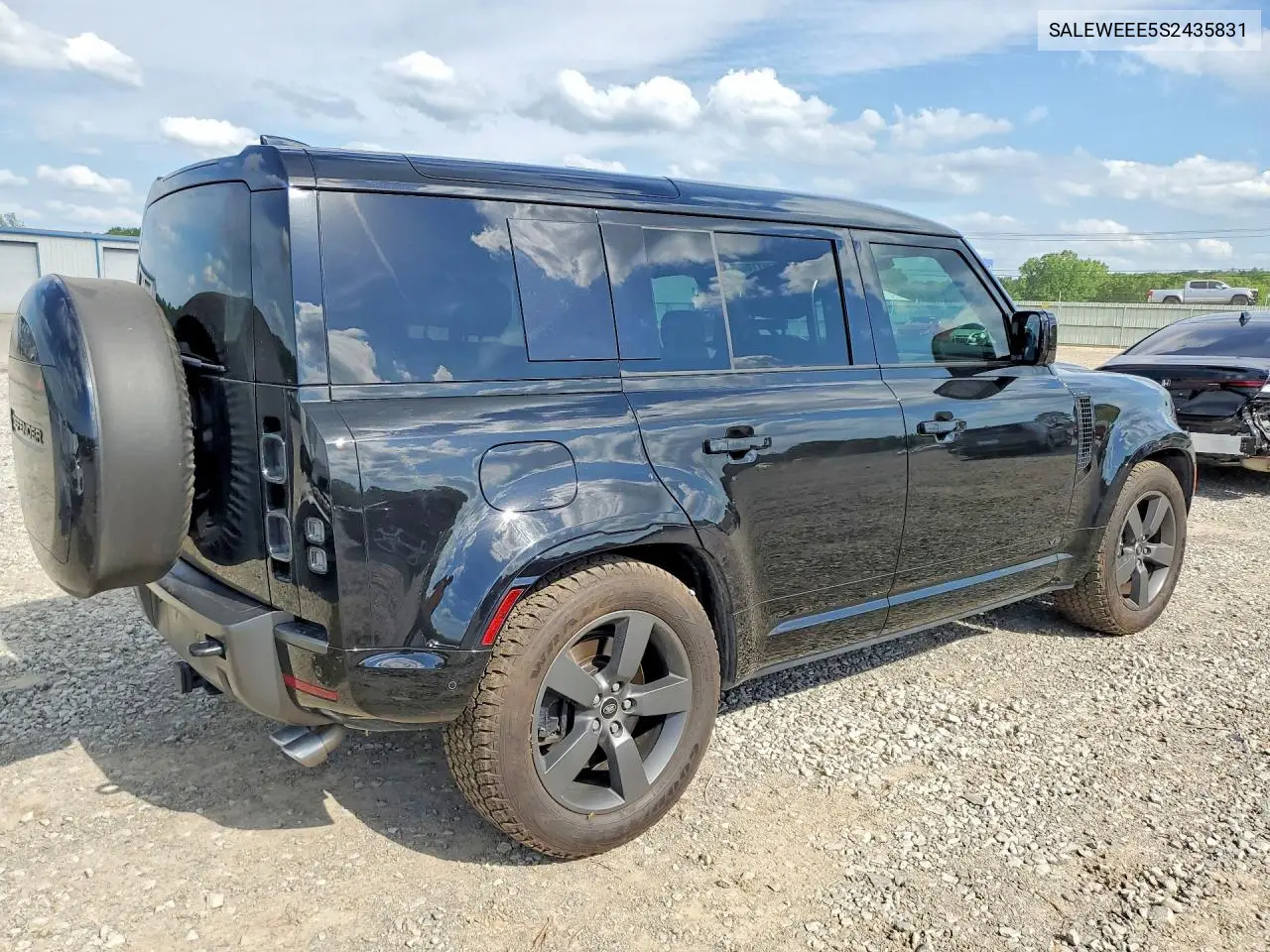 2025 Land Rover Defender 110 VIN: SALEWEEE5S2435831 Lot: 50334776