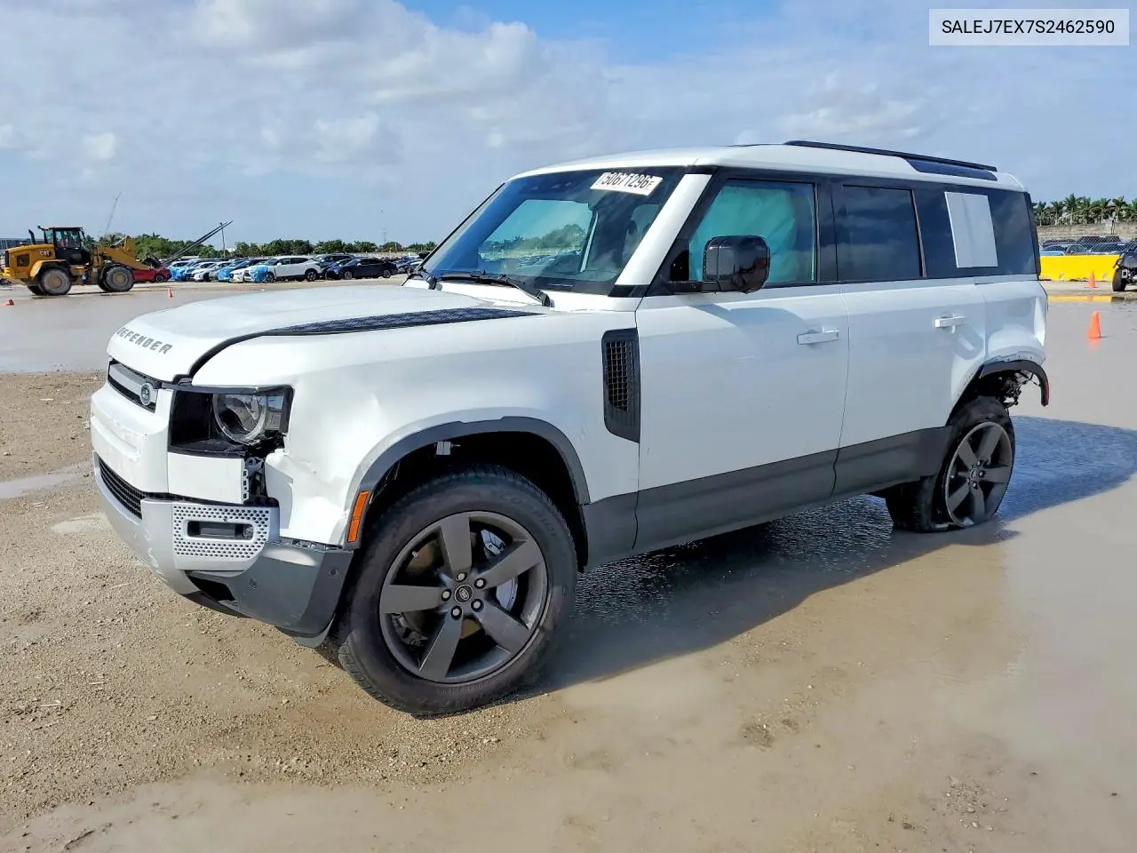 2025 Land Rover Defender 110 S VIN: SALEJ7EX7S2462590 Lot: 50671296