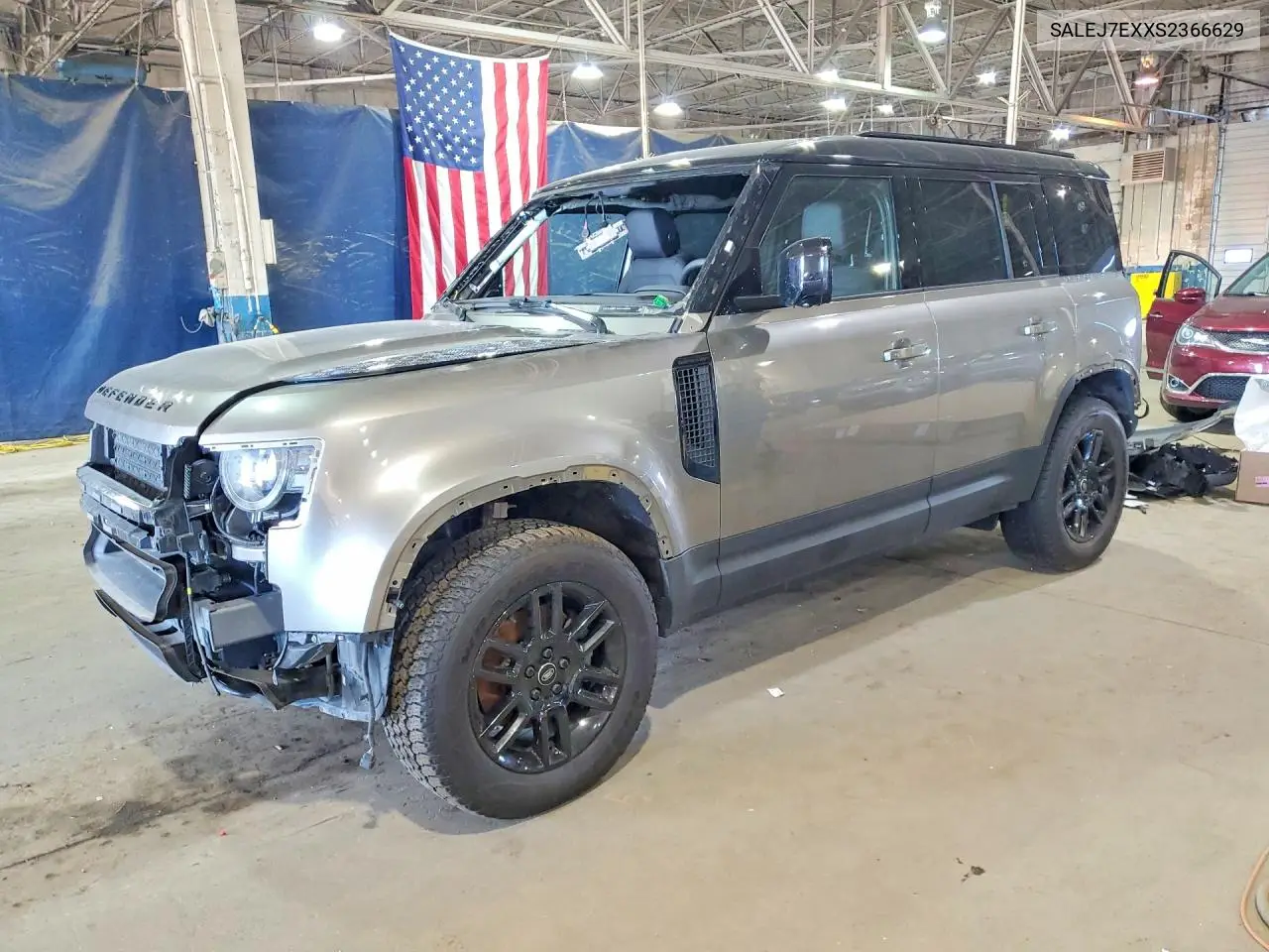 2025 Land Rover Defender 110 S VIN: SALEJ7EXXS2366629 Lot: 53011636