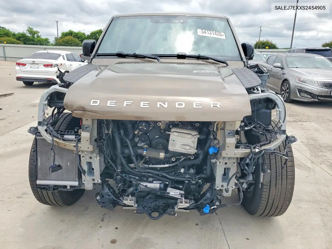 2025 Land Rover Defender 110 S VIN: SALEJ7EXXS2454905 Lot: 54131426