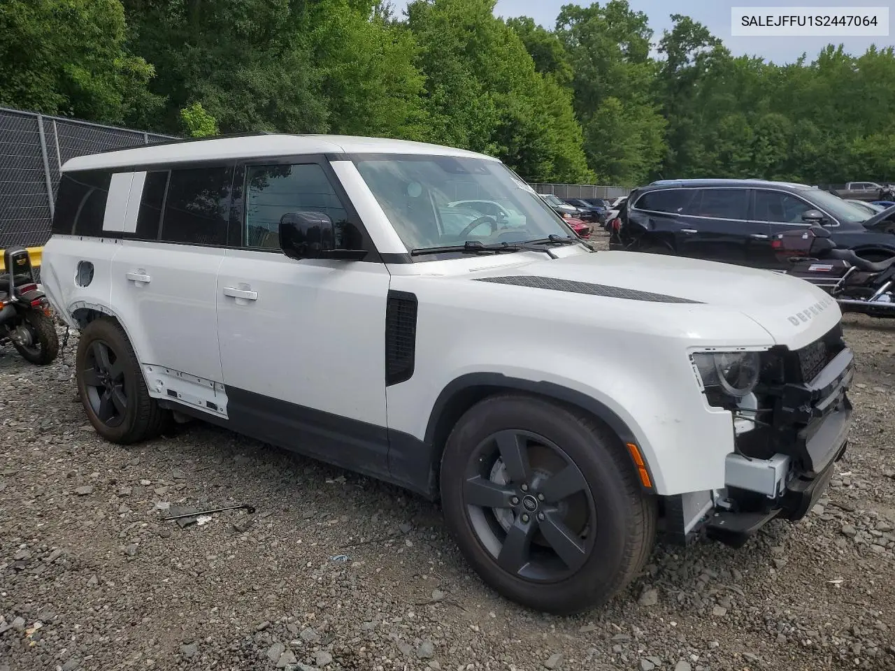 2025 Land Rover Defender 130 S VIN: SALEJFFU1S2447064 Lot: 61233706