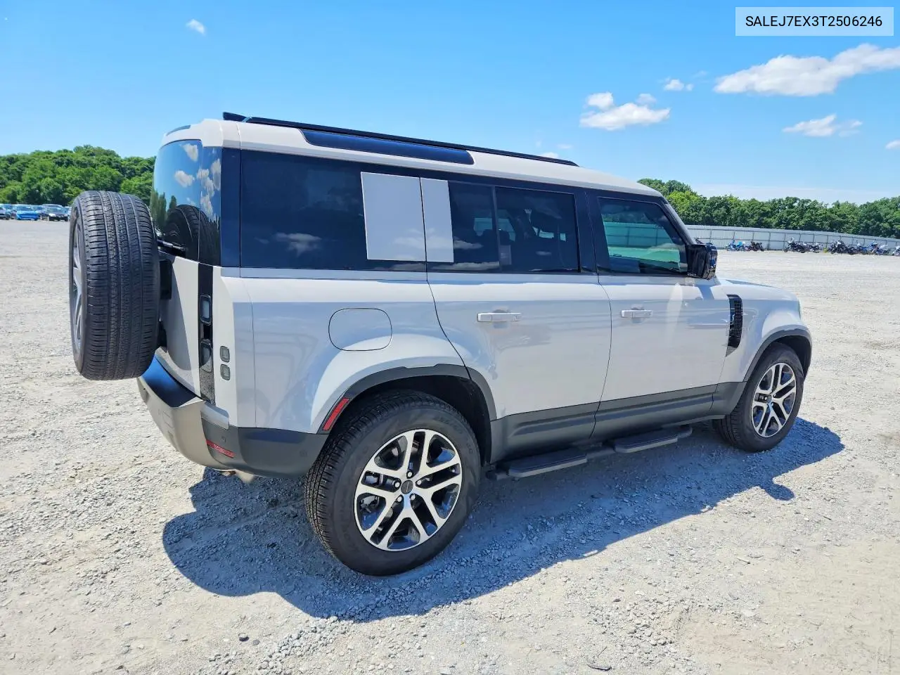2026 Land Rover Defender 110 S VIN: SALEJ7EX3T2506246 Lot: 56367686