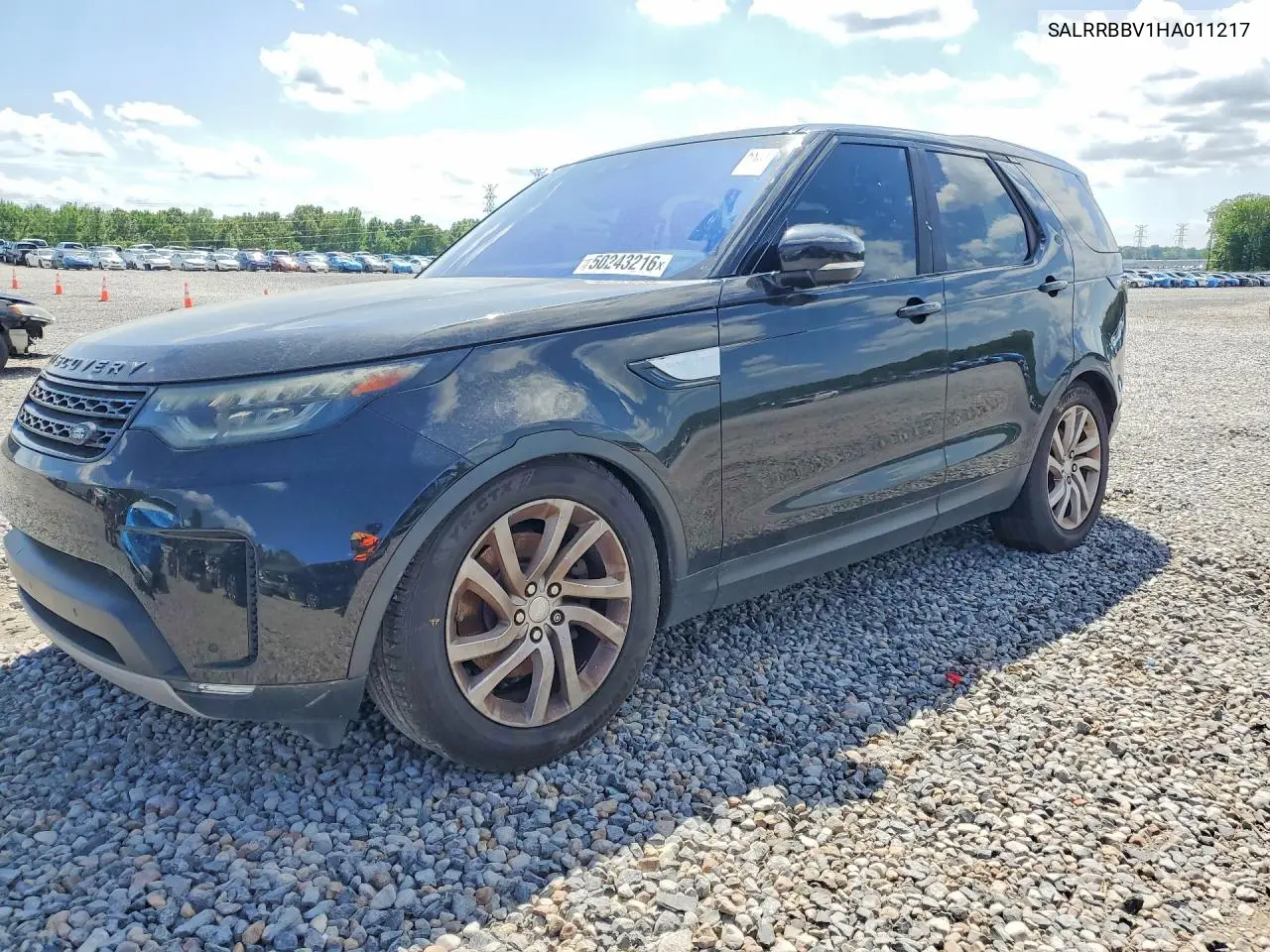 2017 Land Rover Discovery Hse VIN: SALRRBBV1HA011217 Lot: 50243216