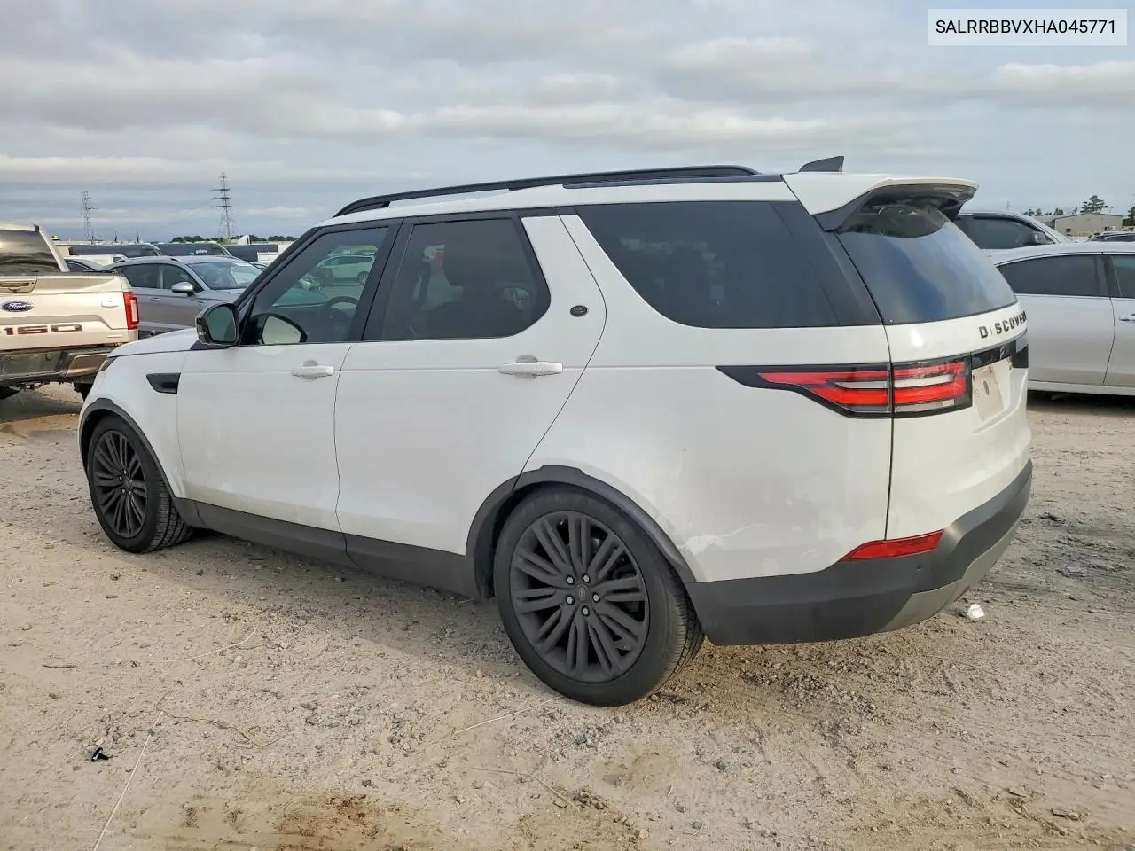 2017 Land Rover Discovery Hse VIN: SALRRBBVXHA045771 Lot: 52159606