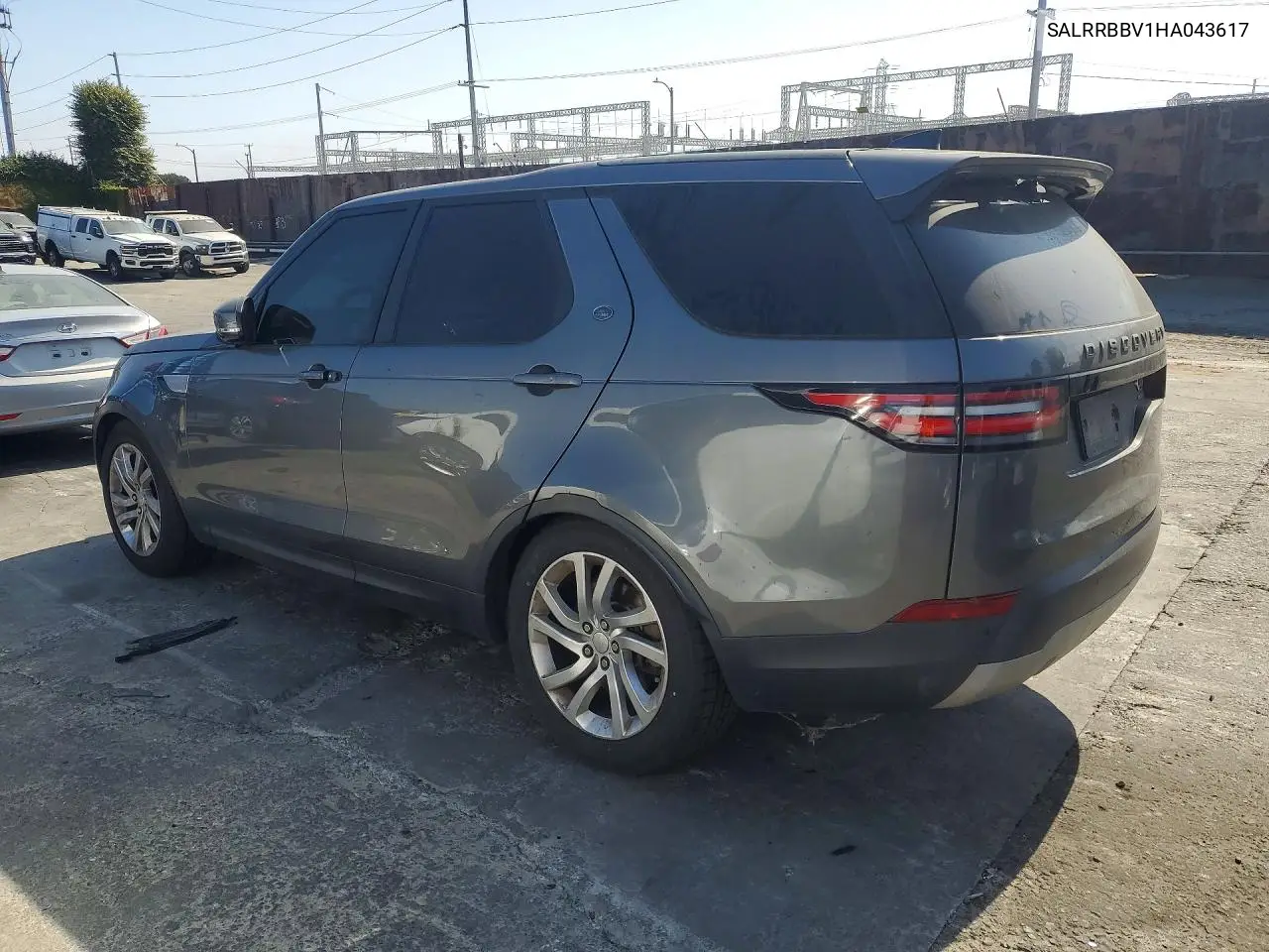 2017 Land Rover Discovery Hse VIN: SALRRBBV1HA043617 Lot: 56343116