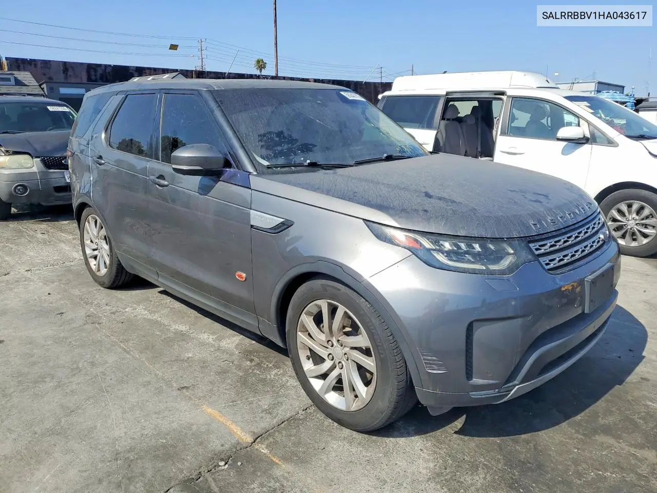 2017 Land Rover Discovery Hse VIN: SALRRBBV1HA043617 Lot: 56343116