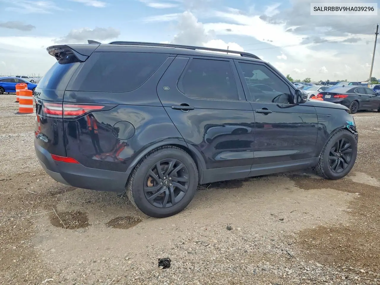 2017 Land Rover Discovery Hse VIN: SALRRBBV9HA039296 Lot: 58709226