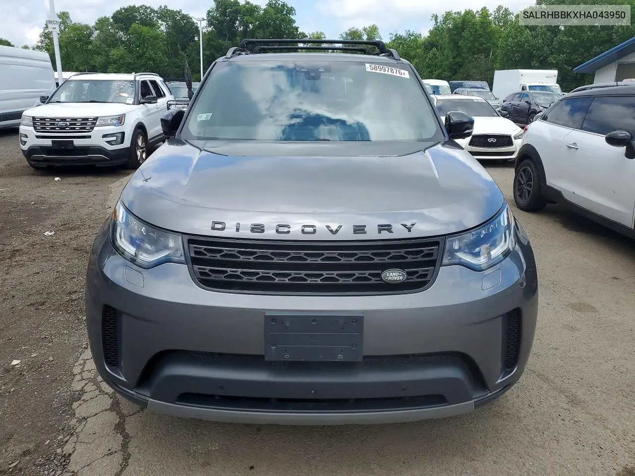 2017 Land Rover Discovery Hse Luxury VIN: SALRHBBKXHA043950 Lot: 58997876