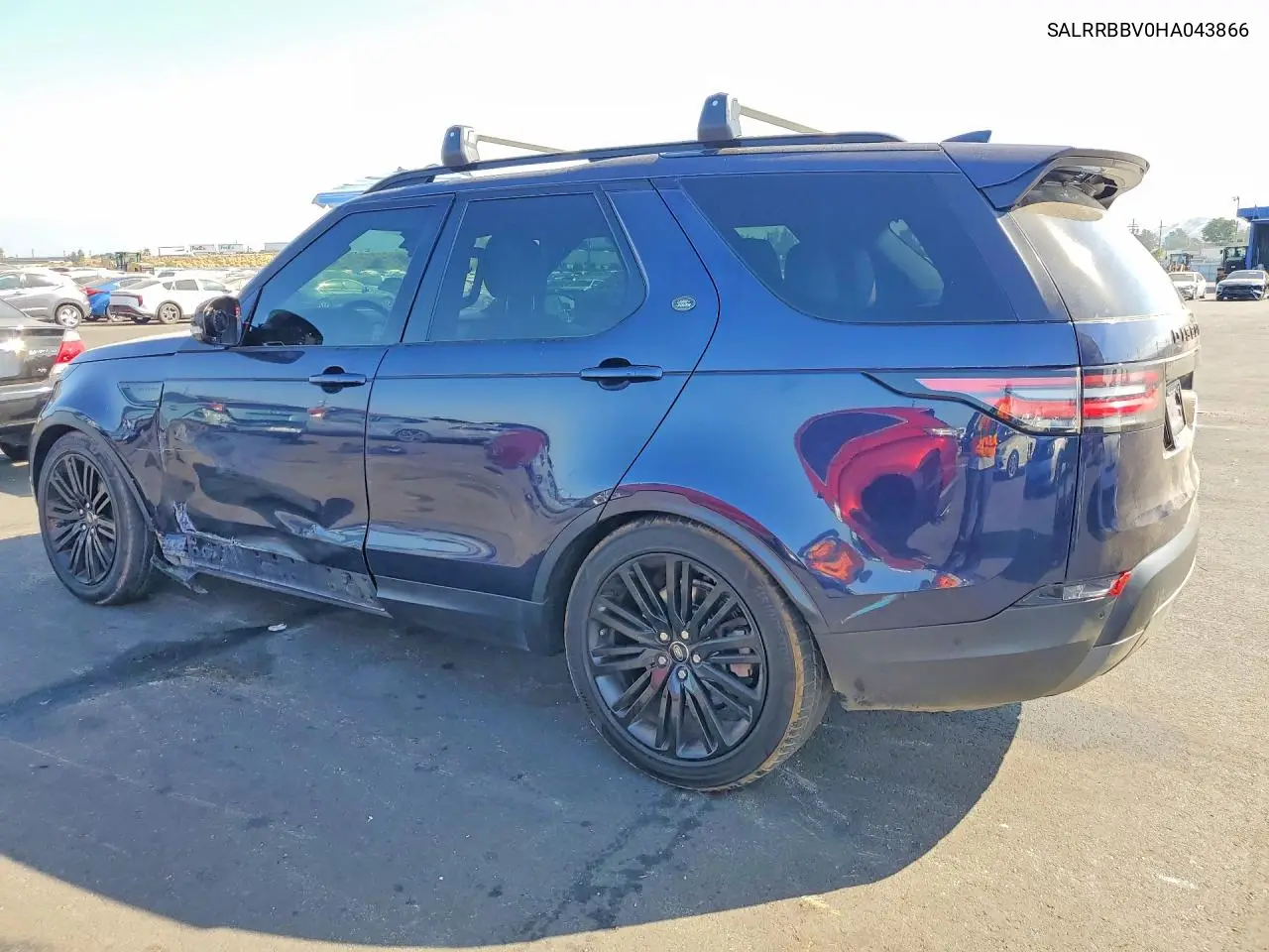 2017 Land Rover Discovery Hse VIN: SALRRBBV0HA043866 Lot: 61717296