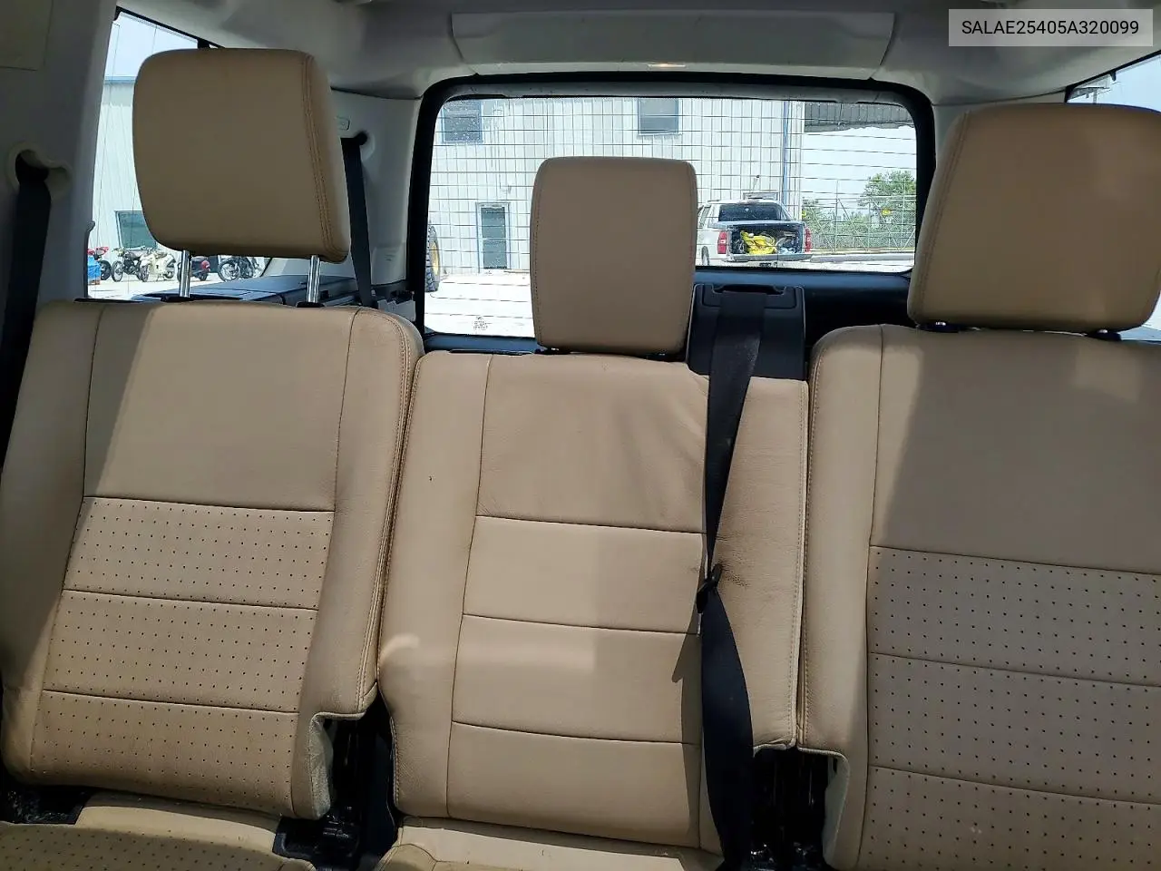 2005 Land Rover Lr3 Se VIN: SALAE25405A320099 Lot: 59770796