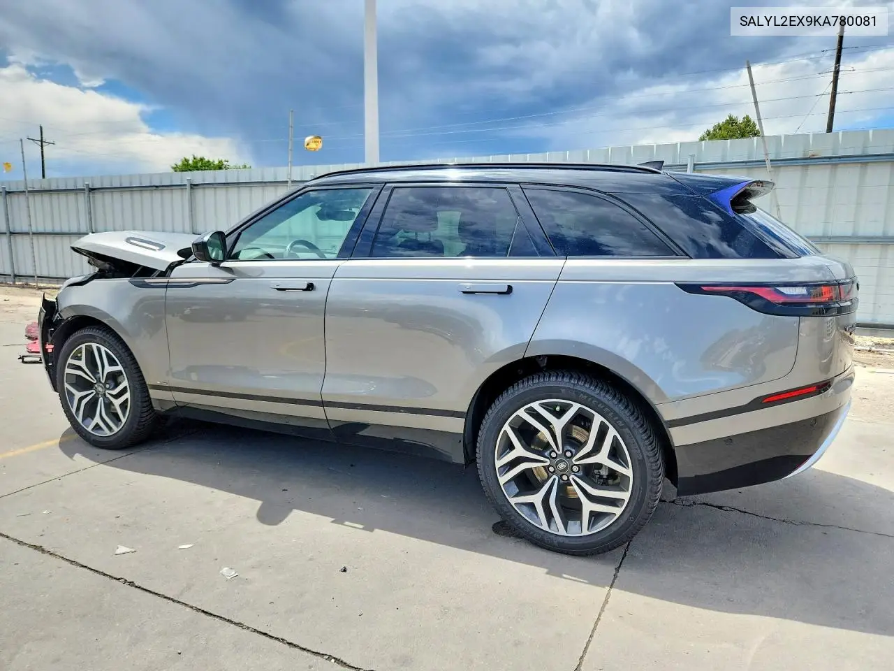 2019 Land Rover Range Rover Velar R-Dynamic Se VIN: SALYL2EX9KA780081 Lot: 60694136