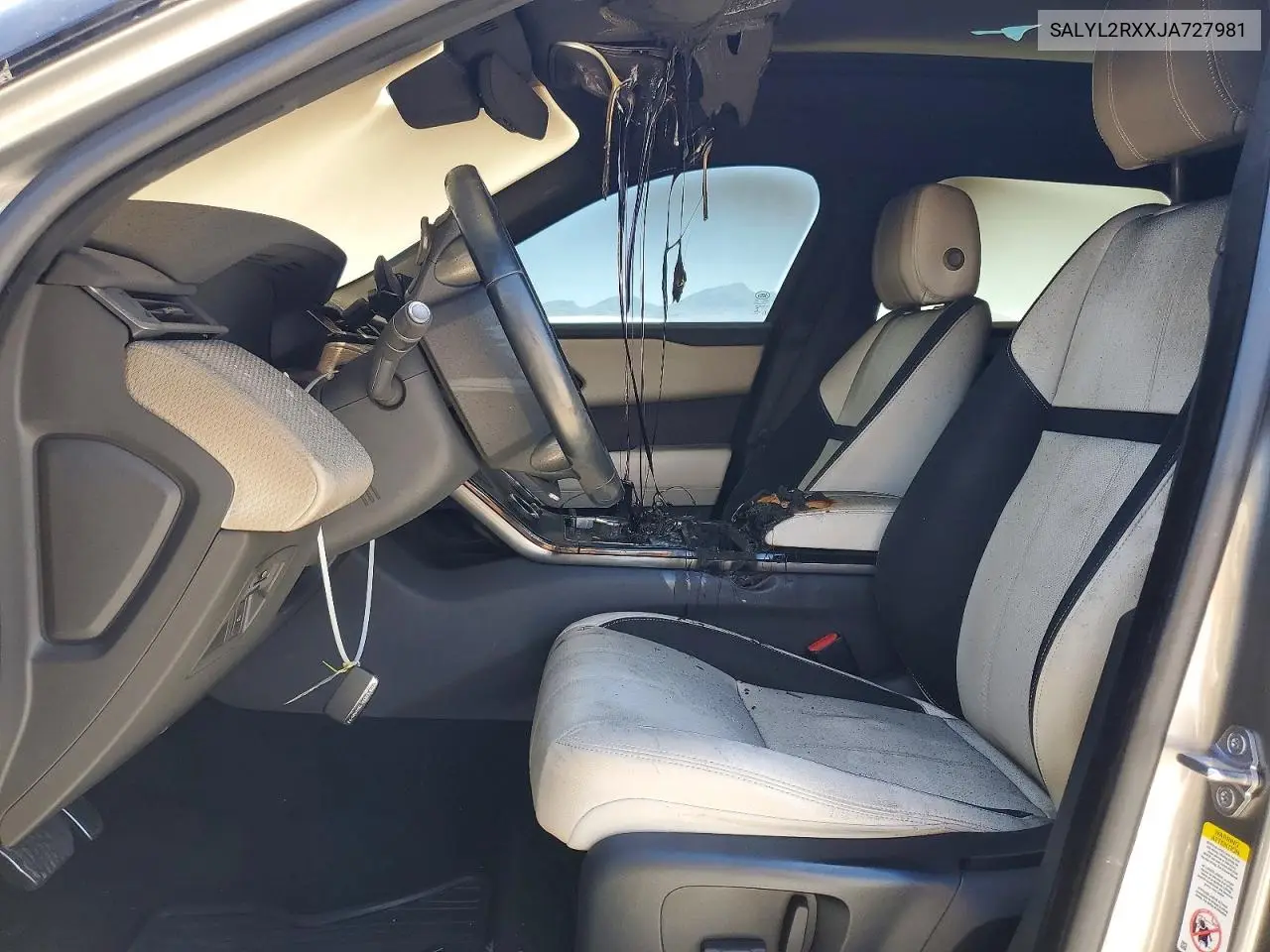 2018 Land Rover Range Rover Velar R-Dynamic Se VIN: SALYL2RXXJA727981 Lot: 57074996