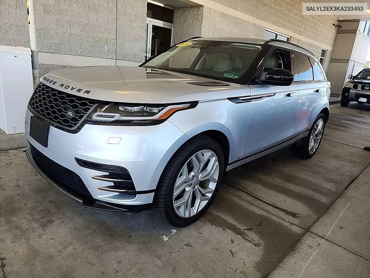 2019 Land Rover Range Rover Velar R-Dynamic Se VIN: SALYL2EX3KA233453 Lot: 60967066