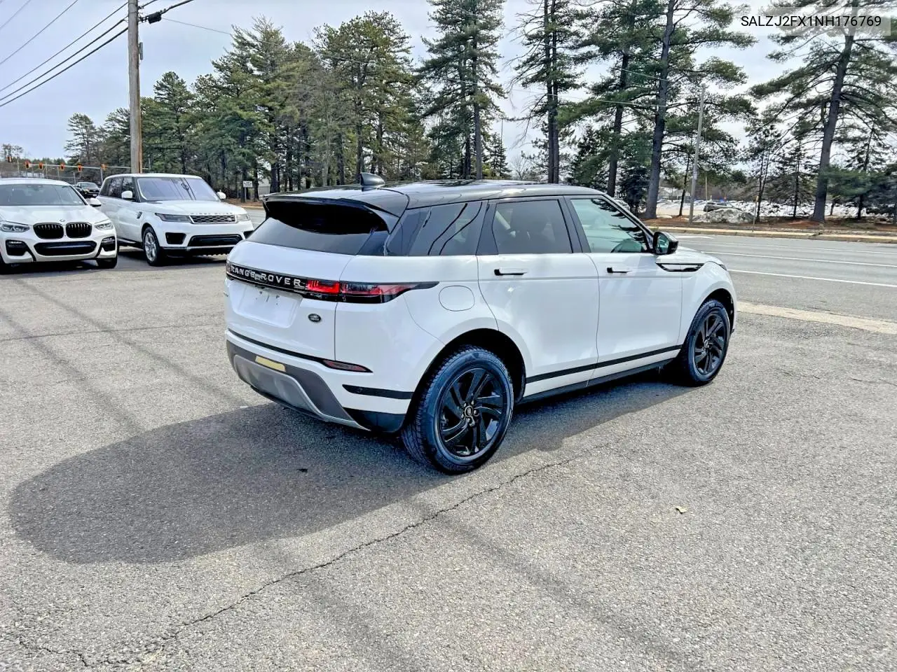 2022 Land Rover Range Rover Evoque S VIN: SALZJ2FX1NH176769 Lot: 56614216