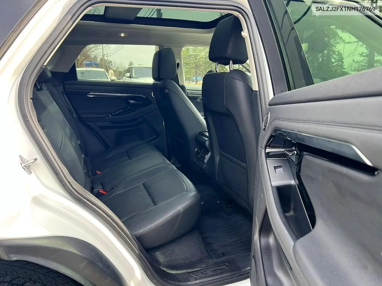 2022 Land Rover Range Rover Evoque S VIN: SALZJ2FX1NH176769 Lot: 56614216