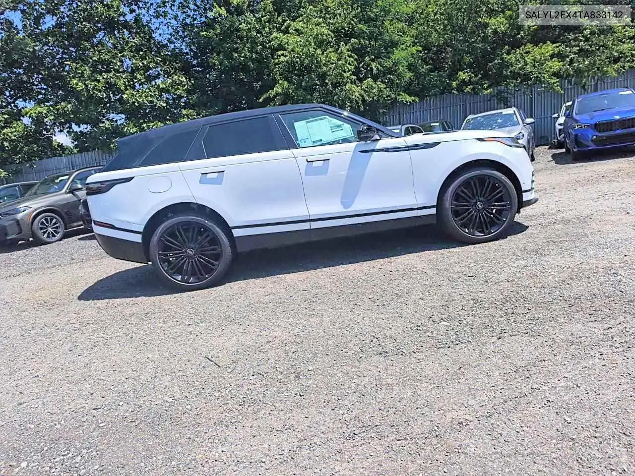 2026 Land Rover Range Rover Velar Dynamic Se VIN: SALYL2EX4TA833142 Lot: 55638046