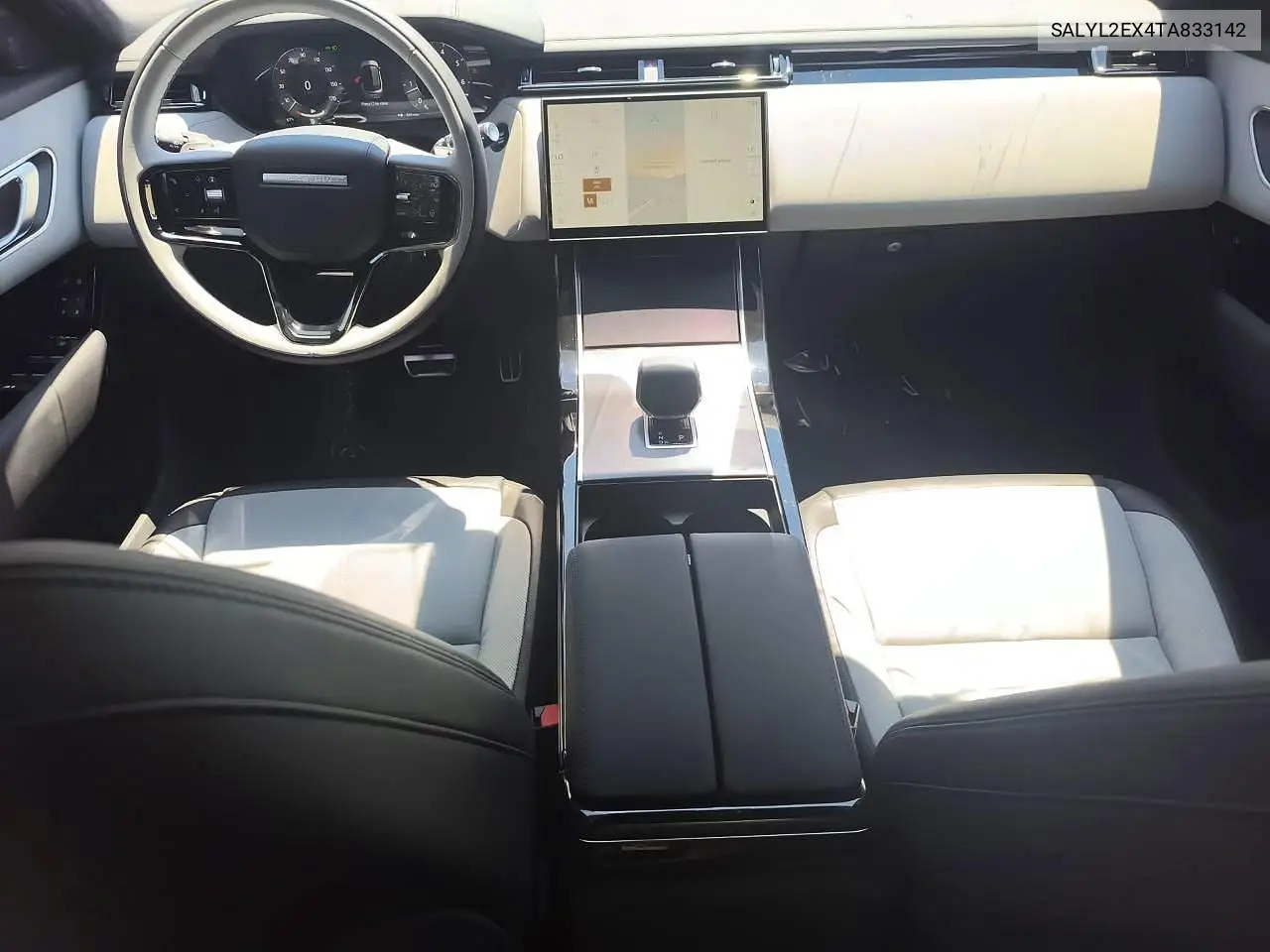2026 Land Rover Range Rover Velar Dynamic Se VIN: SALYL2EX4TA833142 Lot: 55638046