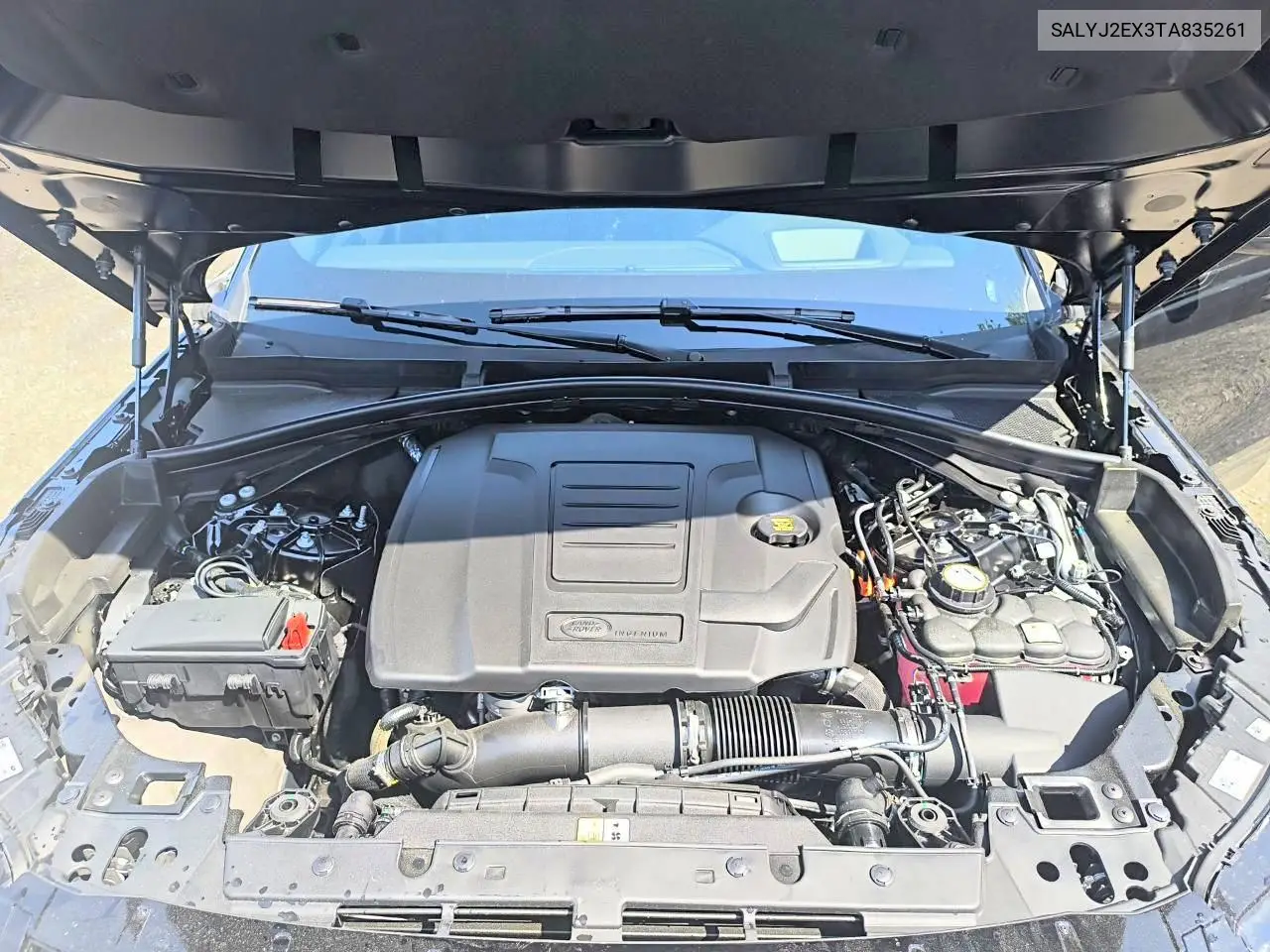 2026 Land Rover Range Rover Velar S VIN: SALYJ2EX3TA835261 Lot: 55641926