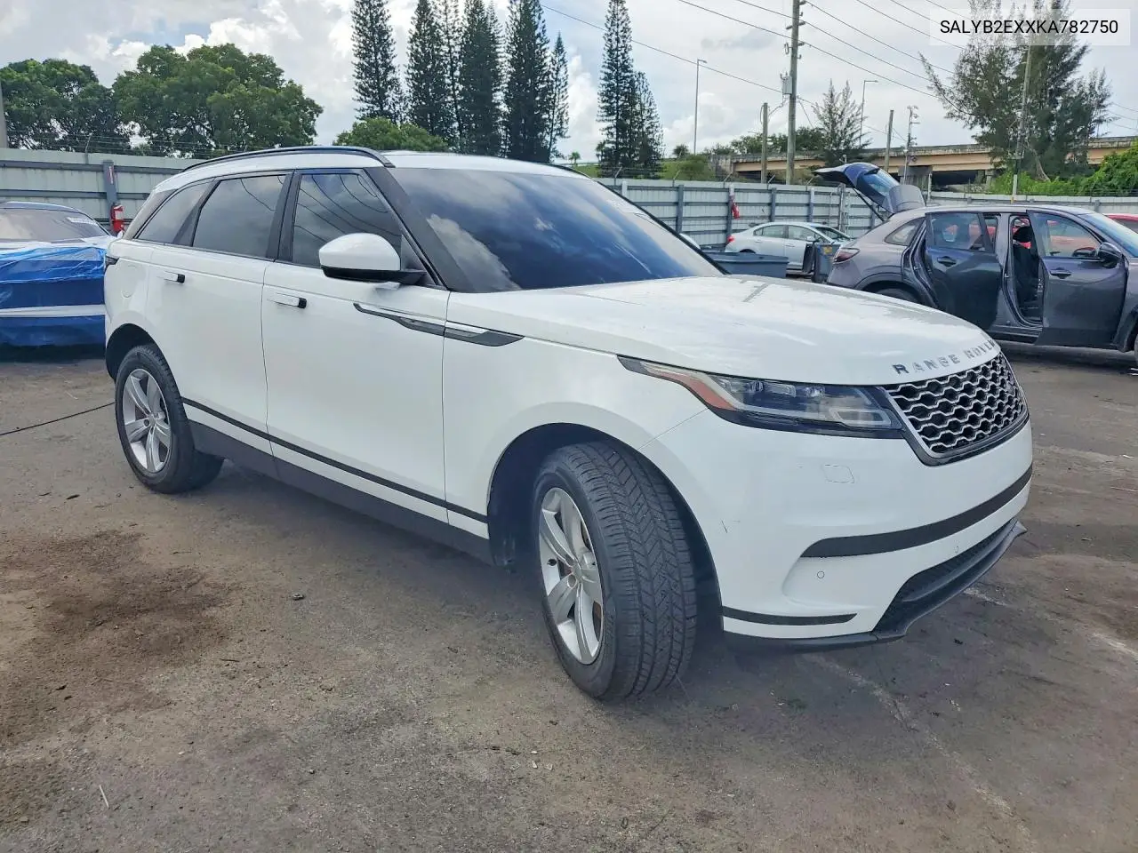 2027 Land Rover Range Rover Velar S VIN: SALYB2EXXKA782750 Lot: 61571976