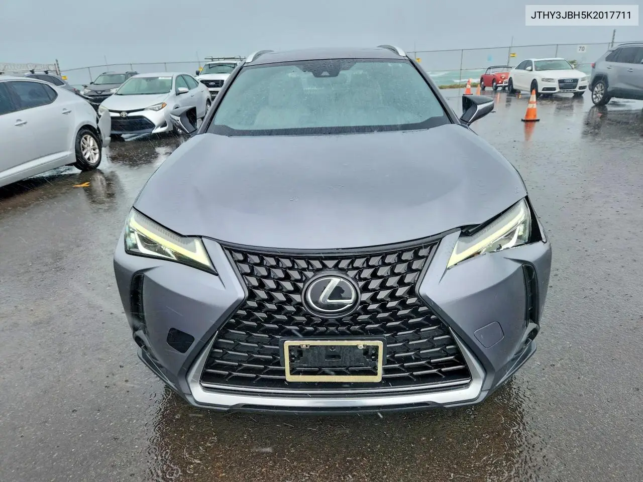 2019 Lexus Ux 200 Base VIN: JTHY3JBH5K2017711 Lot: 47772536
