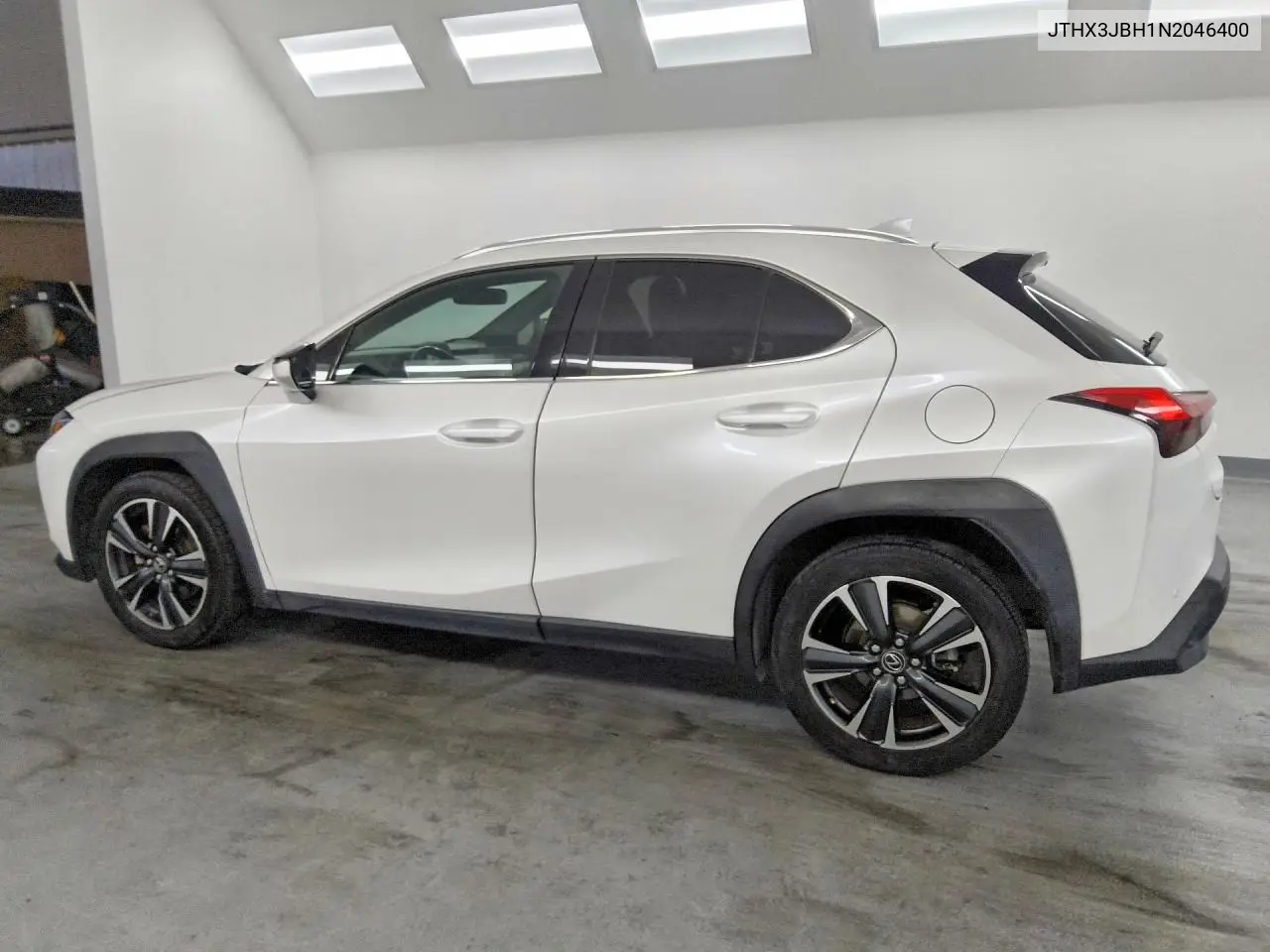 2022 Lexus Ux 200 Base VIN: JTHX3JBH1N2046400 Lot: 55952906