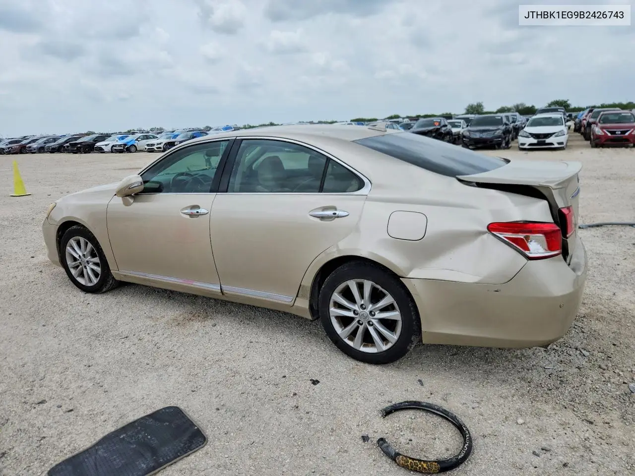 2011 Lexus Es 350 VIN: JTHBK1EG9B2426743 Lot: 57856446