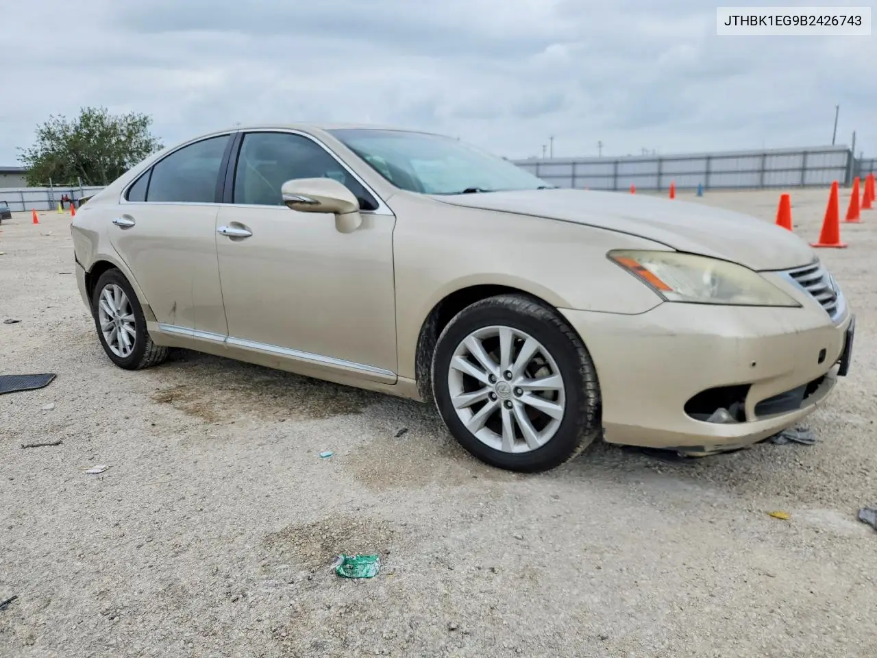 2011 Lexus Es 350 VIN: JTHBK1EG9B2426743 Lot: 57856446