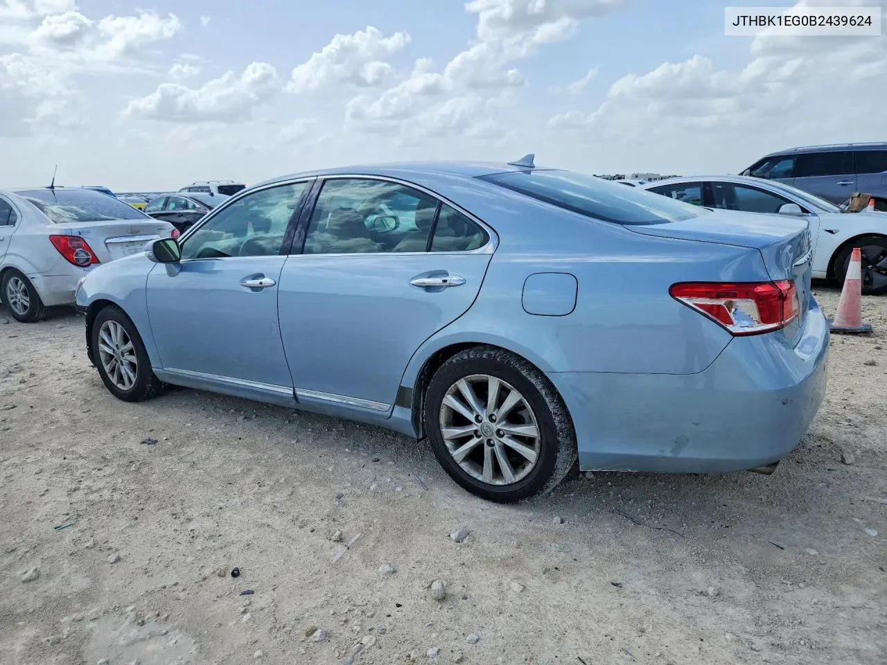 2011 Lexus Es 350 VIN: JTHBK1EG0B2439624 Lot: 61789856