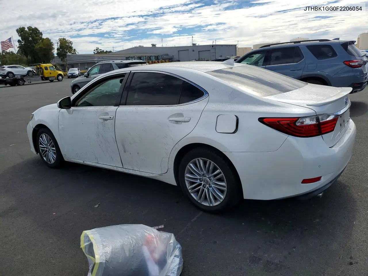 2015 Lexus Es 350 VIN: JTHBK1GG0F2206054 Lot: 61918016