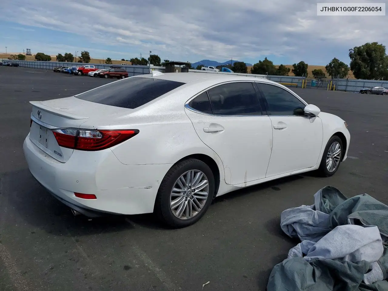 2015 Lexus Es 350 VIN: JTHBK1GG0F2206054 Lot: 61918016