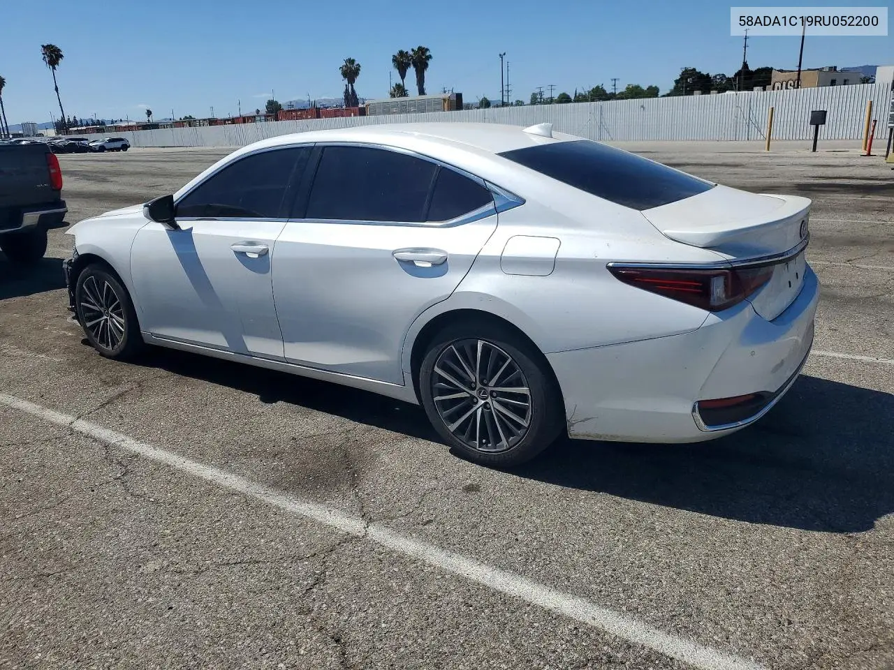 ES
