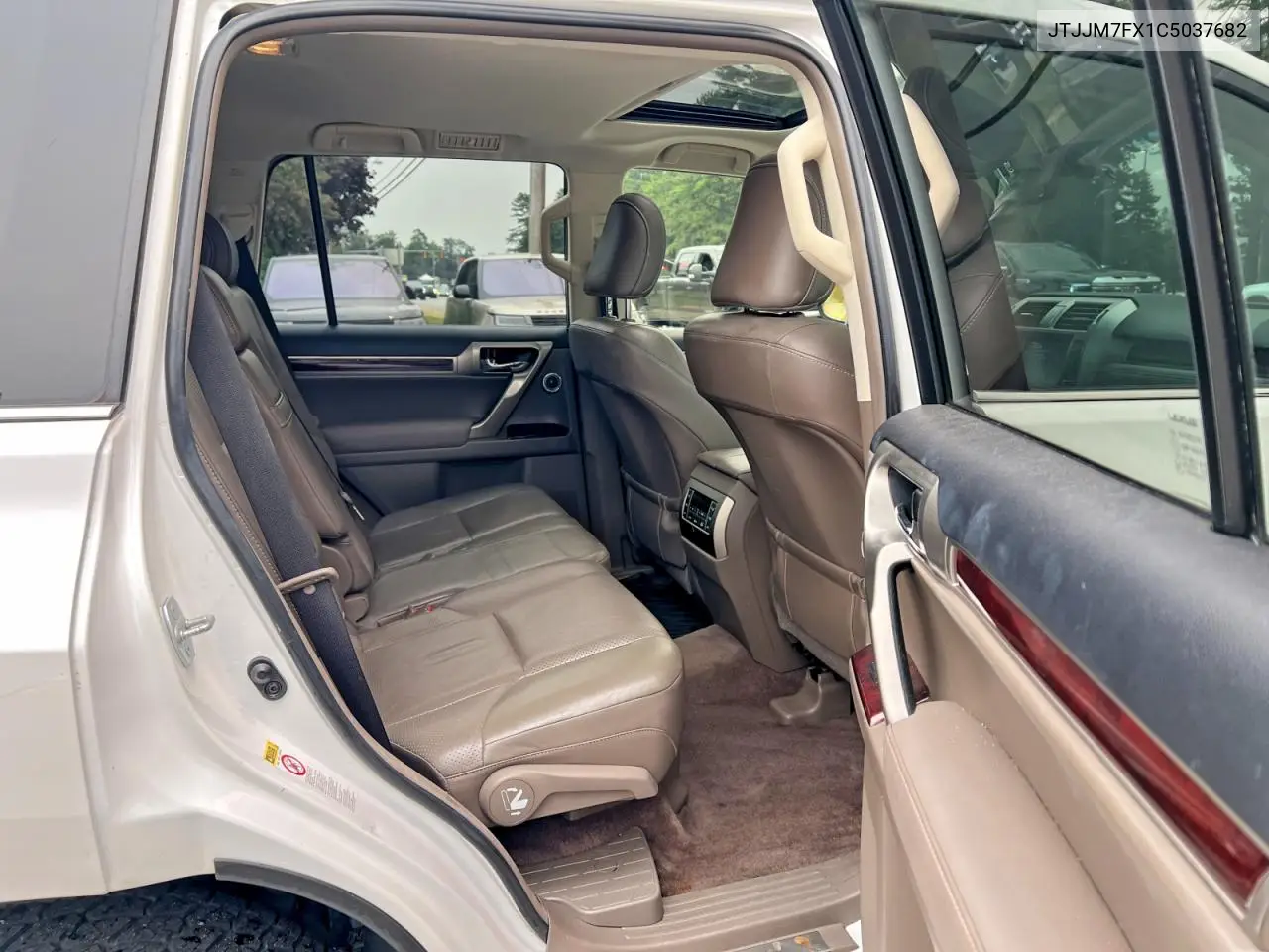 2012 Lexs Gx 460 Pre VIN: JTJJM7FX1C5037682 Lot: 61612156